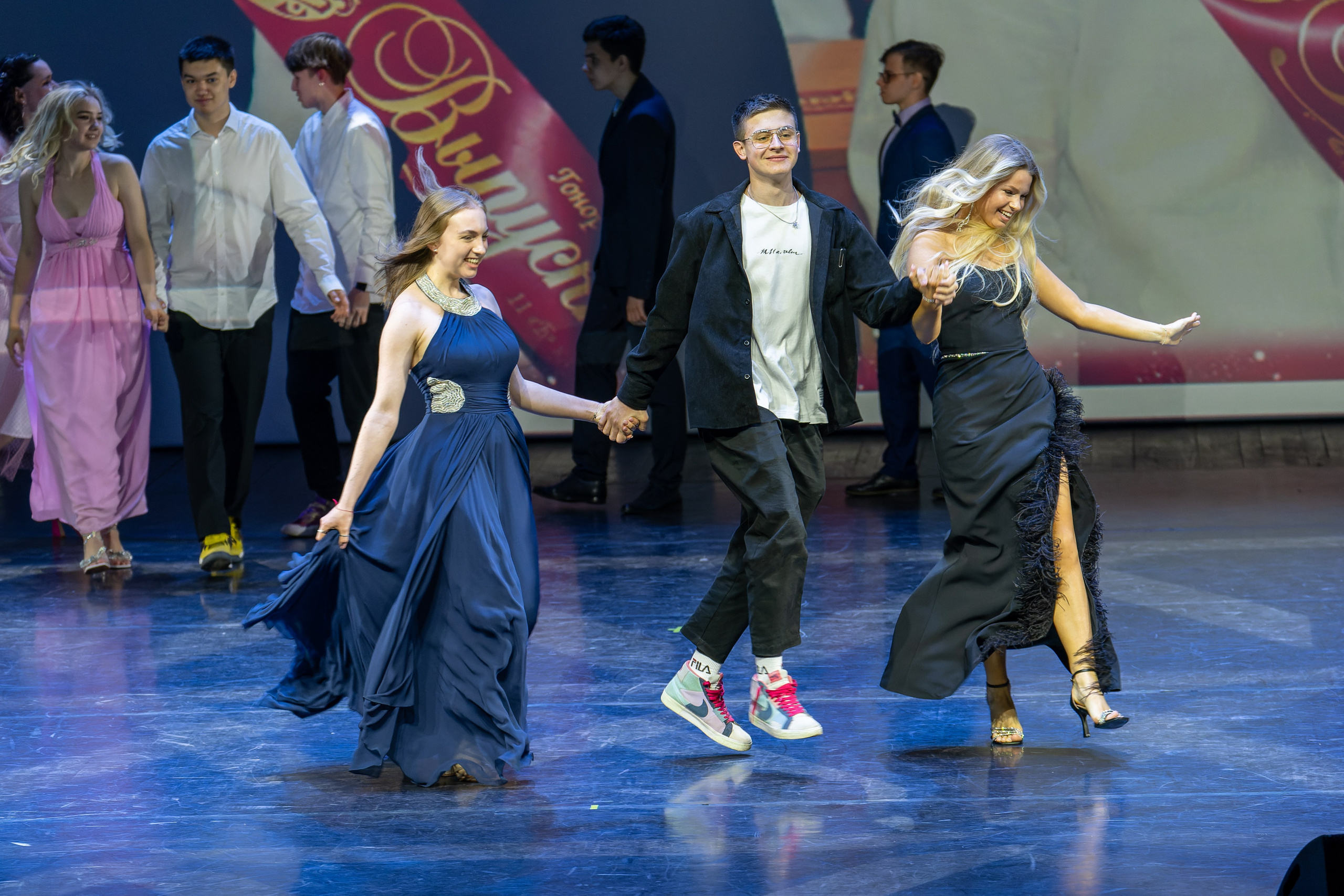 Съёмка на выпускной в школе 1155. «Студия DRONAVT`s» — видеосъёмка и фотография г. Москва