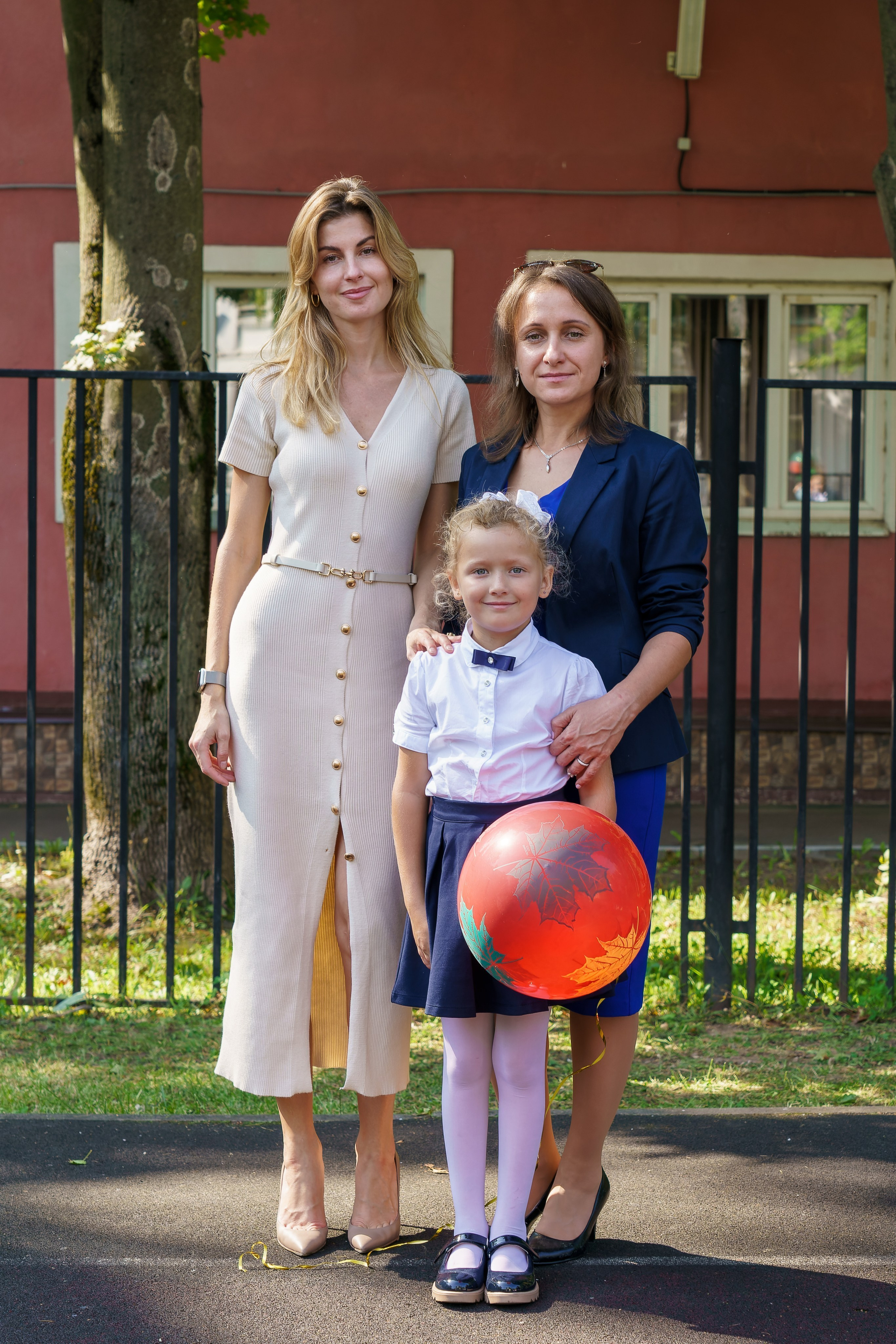 Фотосъёмка 1 сентября, последний звонок, выпускной. «Студия DRONAVT`s» — видеосъёмка и фотография г. Москва