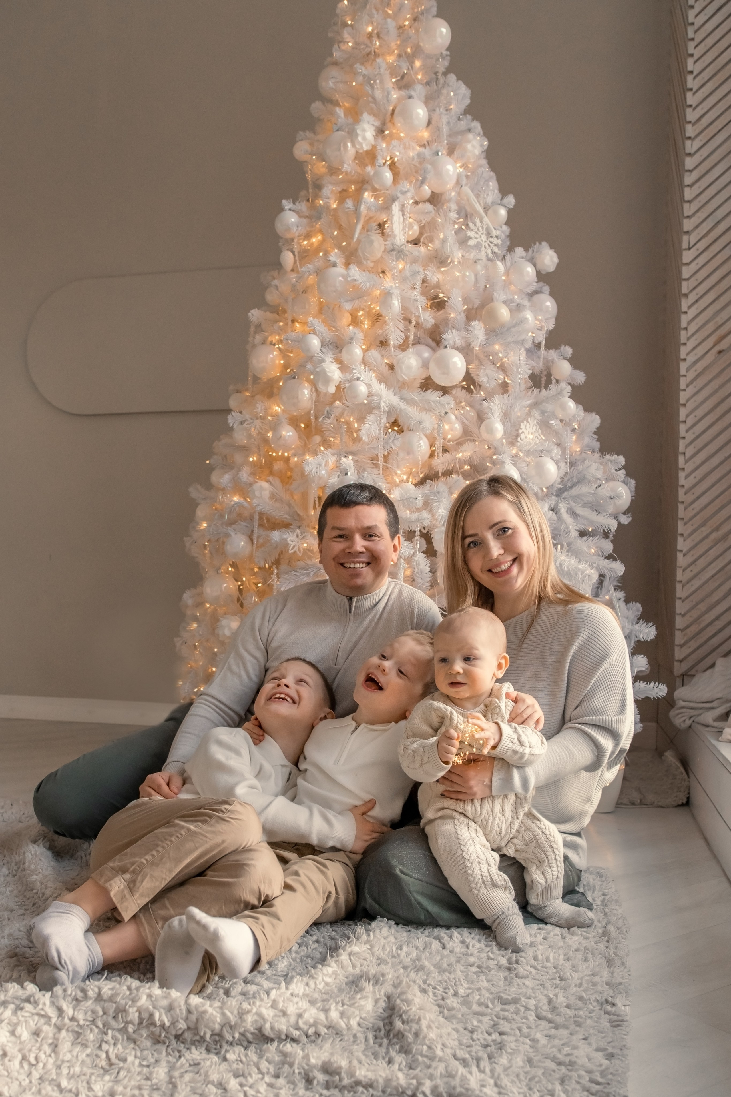 Студийные съёмки, портфолио. Фотограф на крещение и венчание, семейный фотограф в Санкт-Петербурге