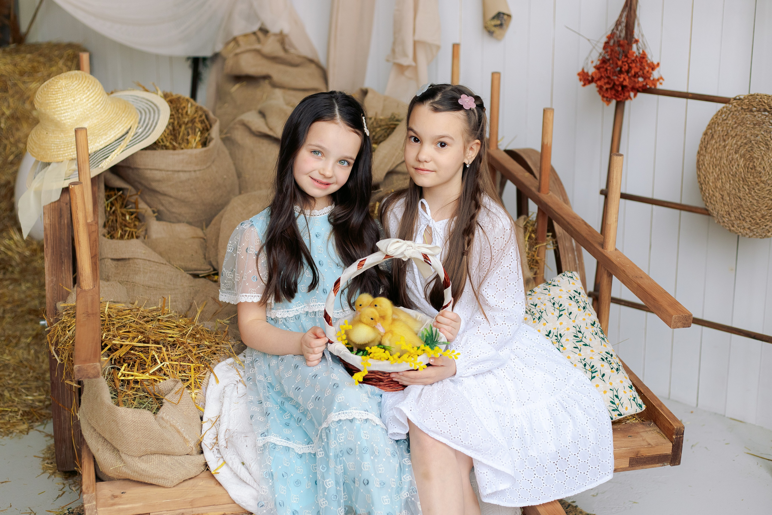 Семейная фотосессия с утятами и кроликом в фотостудии. Фотограф в Санкт-Петербурге, Анна Скворцова