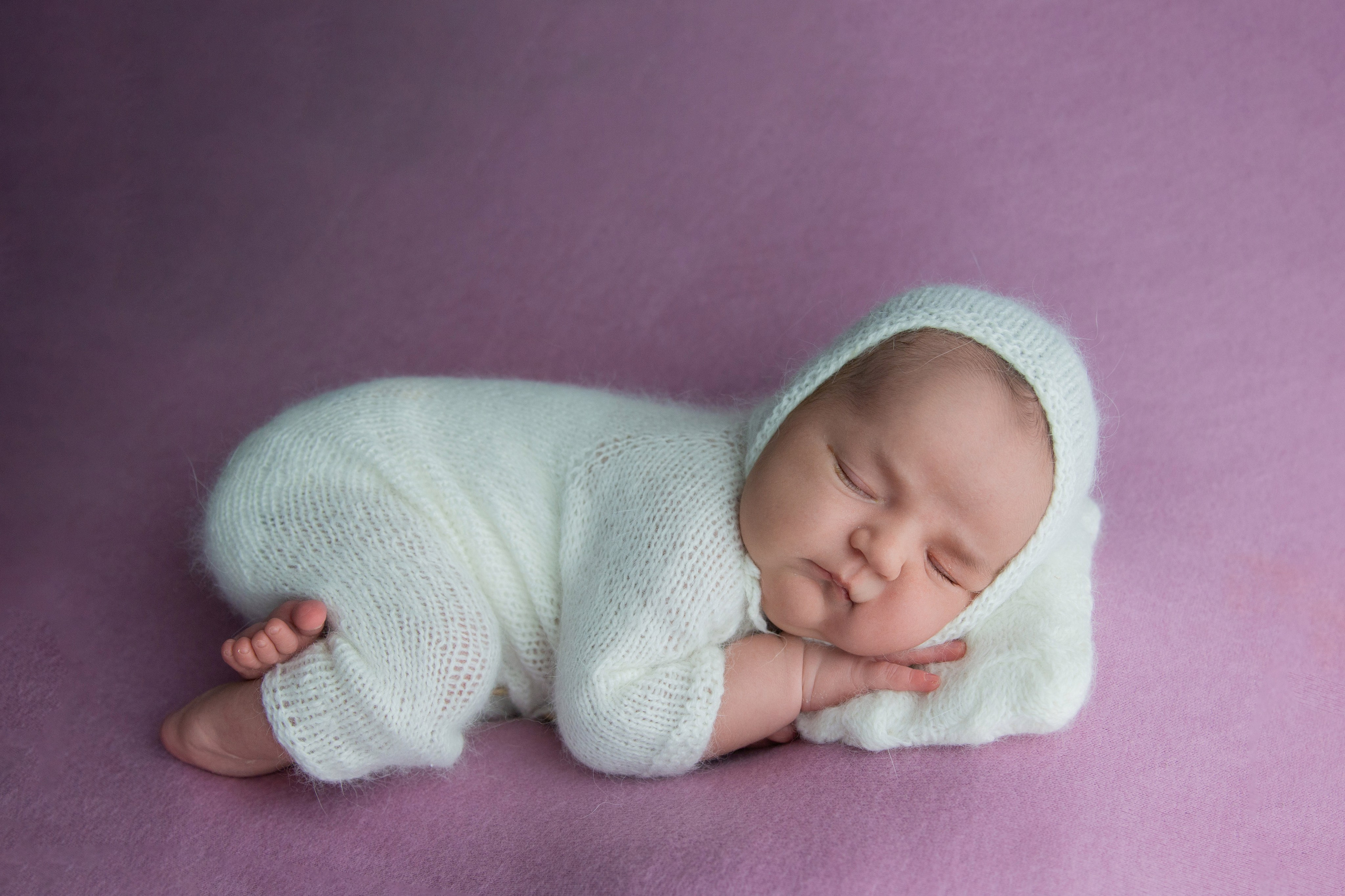 Профессиональная фотосессия новорожденного. Фотограф новорожденных Жуковский Раменское