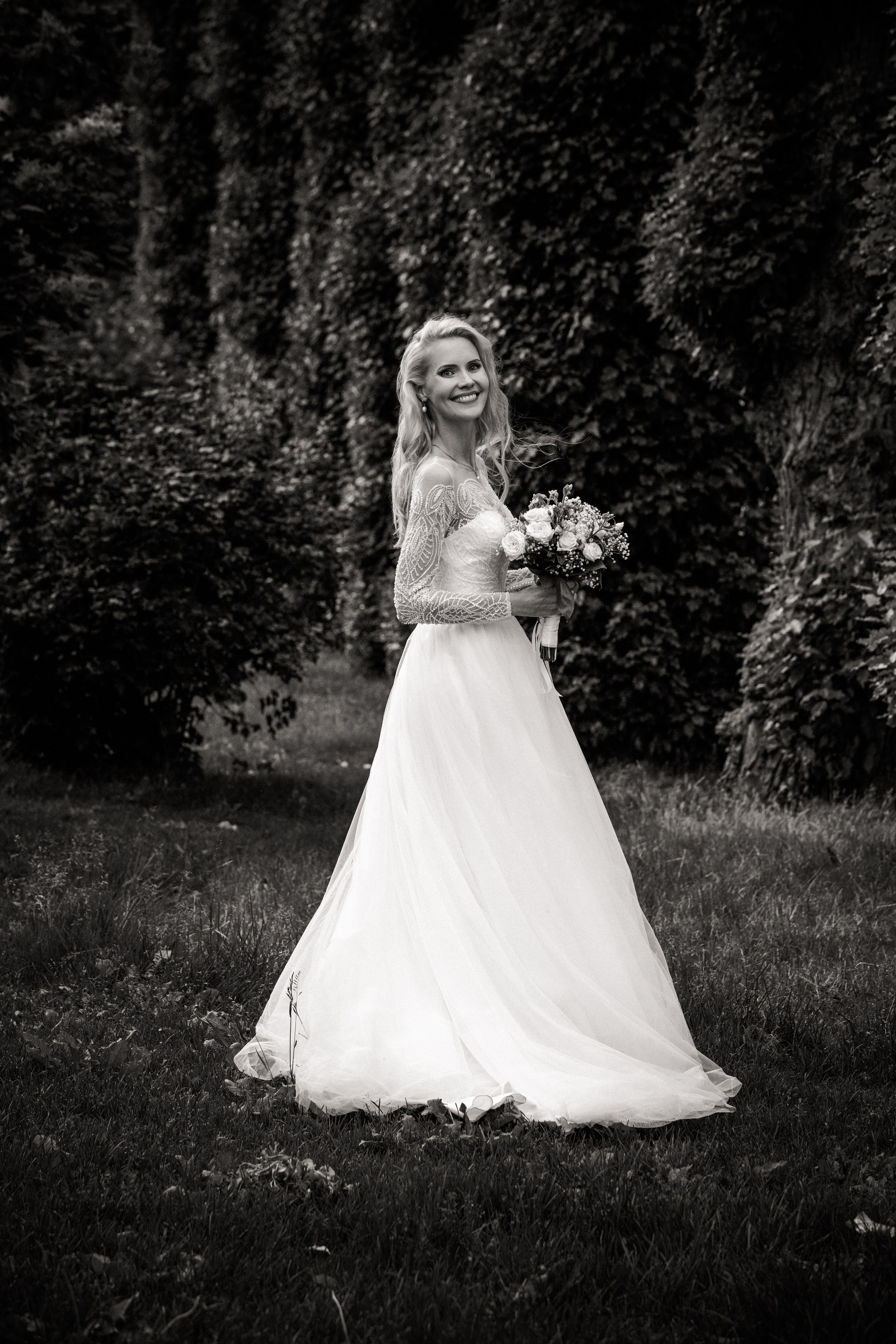 Свадебная фотосессия на ВДНХ. Свадебный и семейный фотограф в Москве и Подмосковье Лариса Козлова