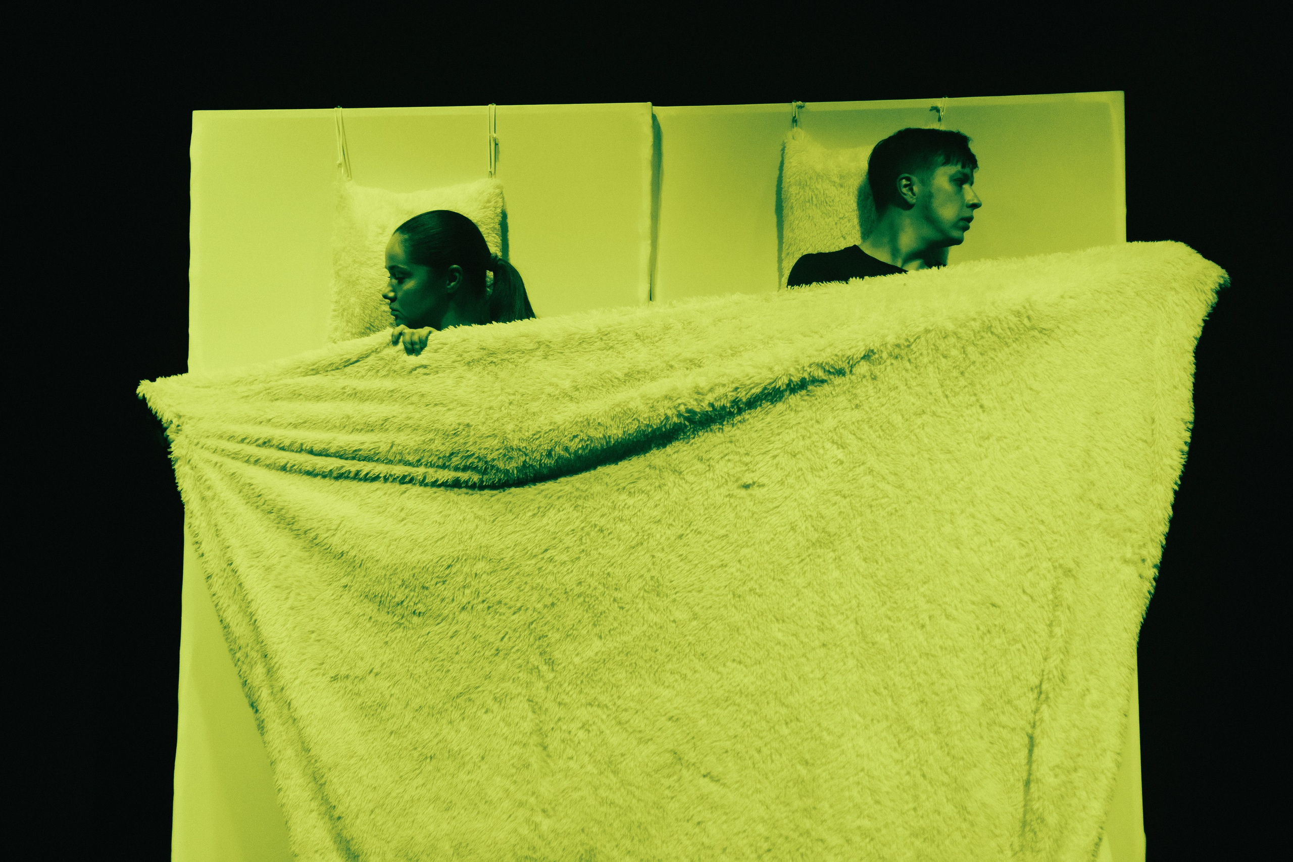 451 градус по Фаренгейту | «Два мира». Портретный и репортажный фотограф Настя Куприянова