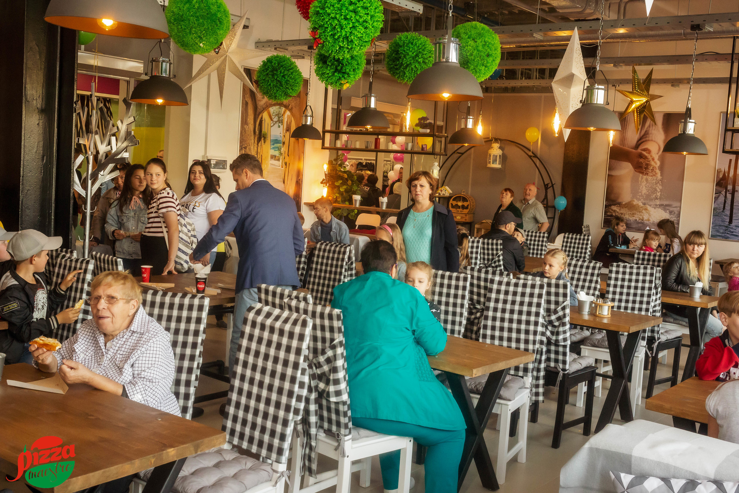 Репортажная фотосессия для Pizza Maestro. Бизнес, мужской фотограф в Краснодаре | Аксёнов Алексей Владимирович