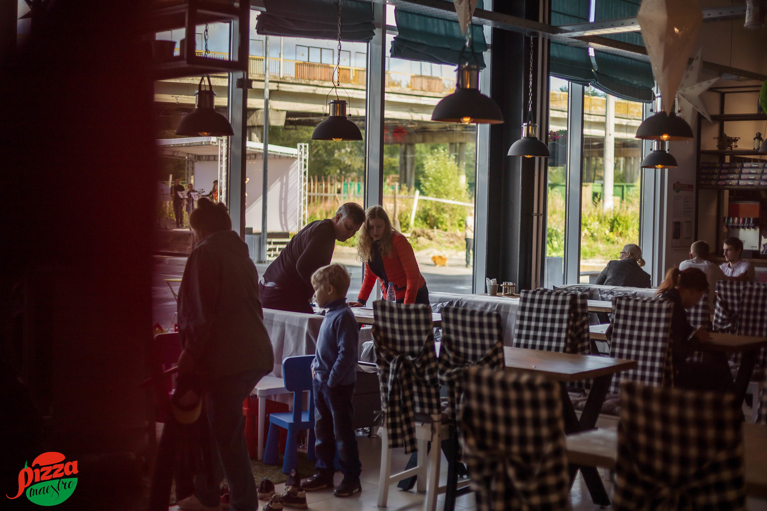 Репортажная фотосессия для Pizza Maestro. Бизнес, мужской фотограф в Краснодаре | Аксёнов Алексей Владимирович