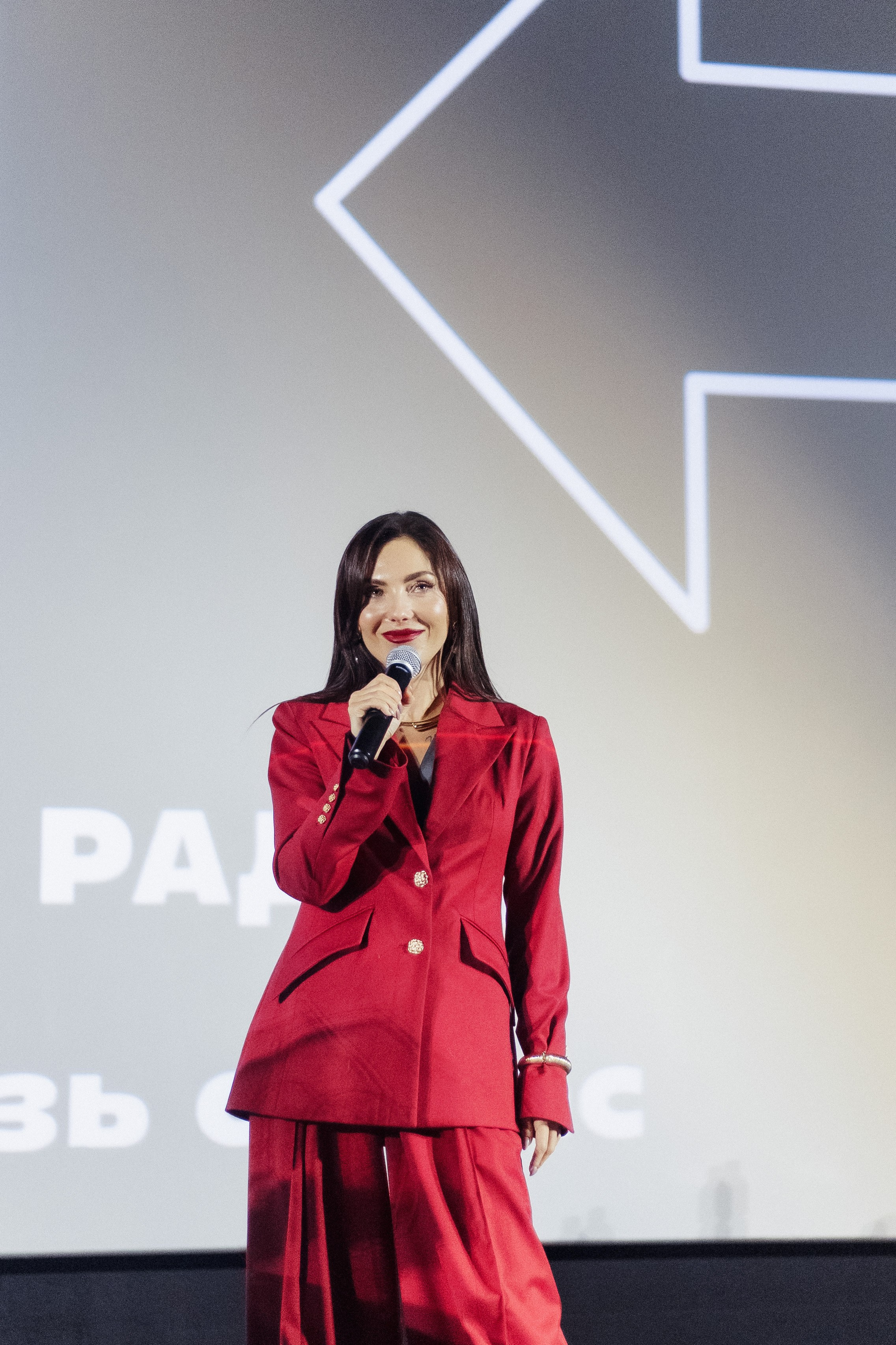 ФЭШН КОНФА. СВОИ. ФОТООТЧЕТЫ-СОБЫТИЯ-МЕСТА