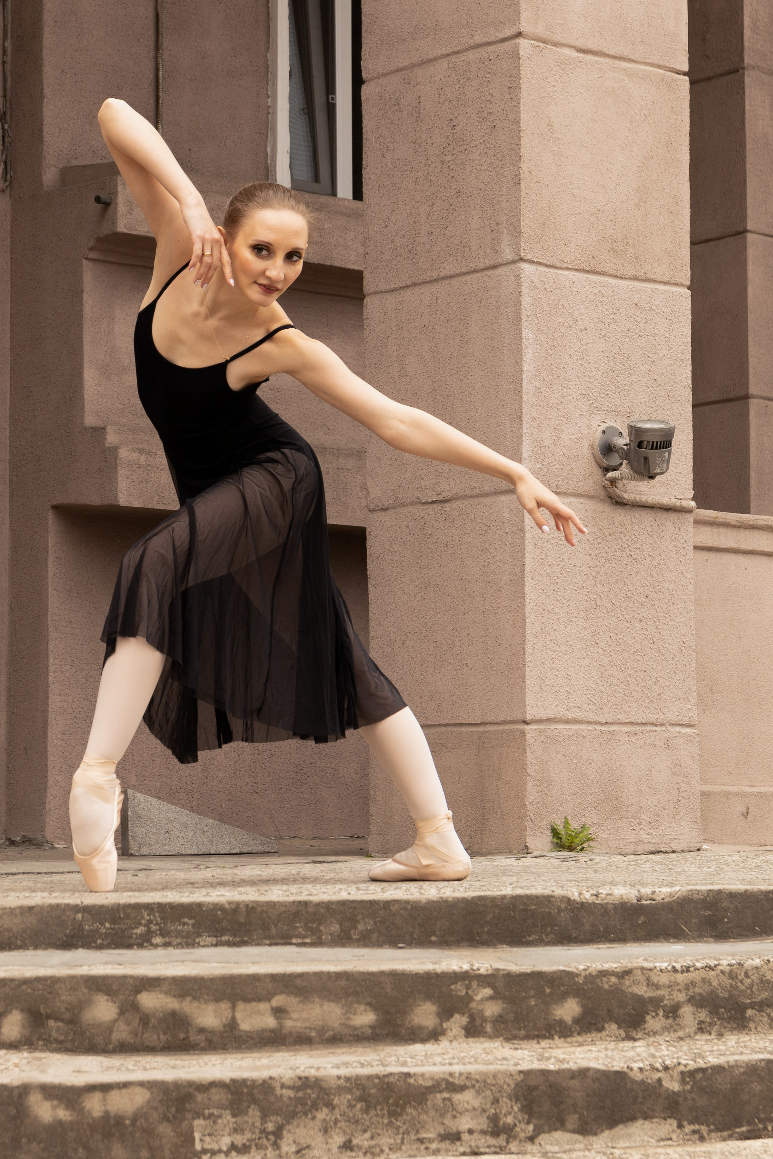 Балерина в городе. Фотограф Владивосток