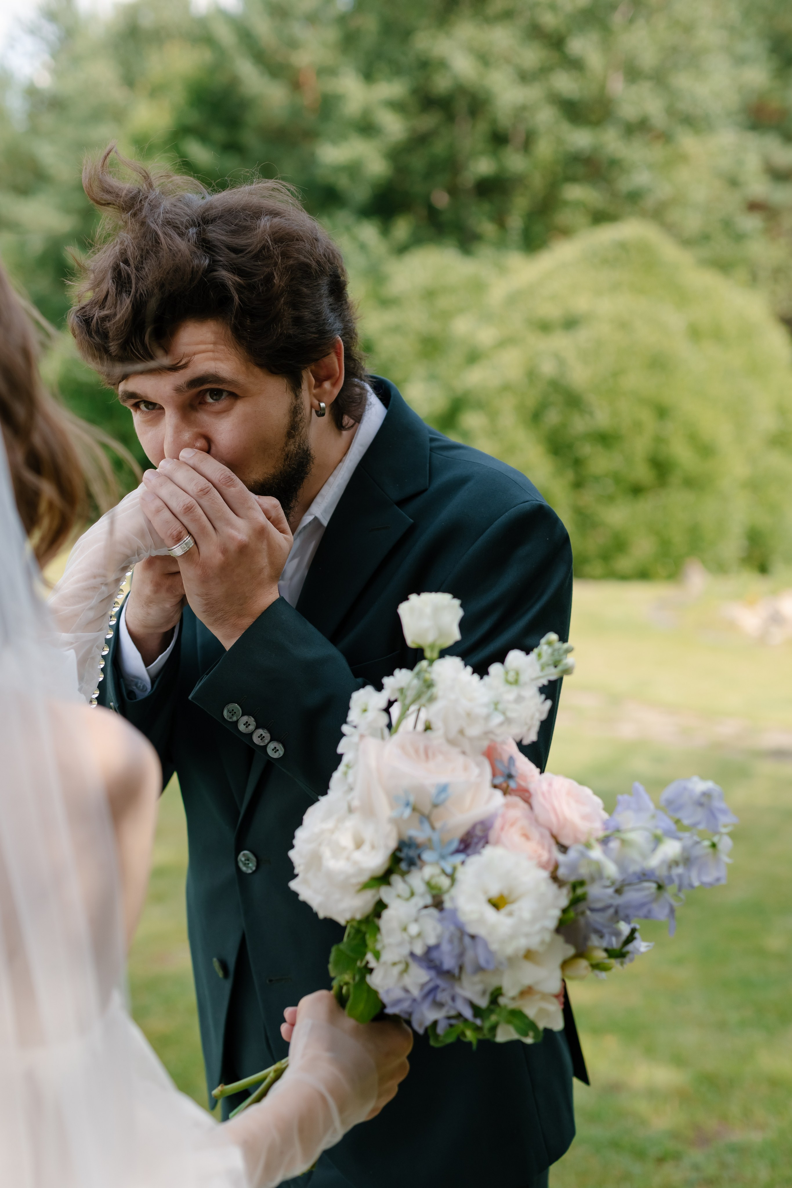Букетик черники. Майя Алиева Свадебный фотограф в Санкт-Петербурге
