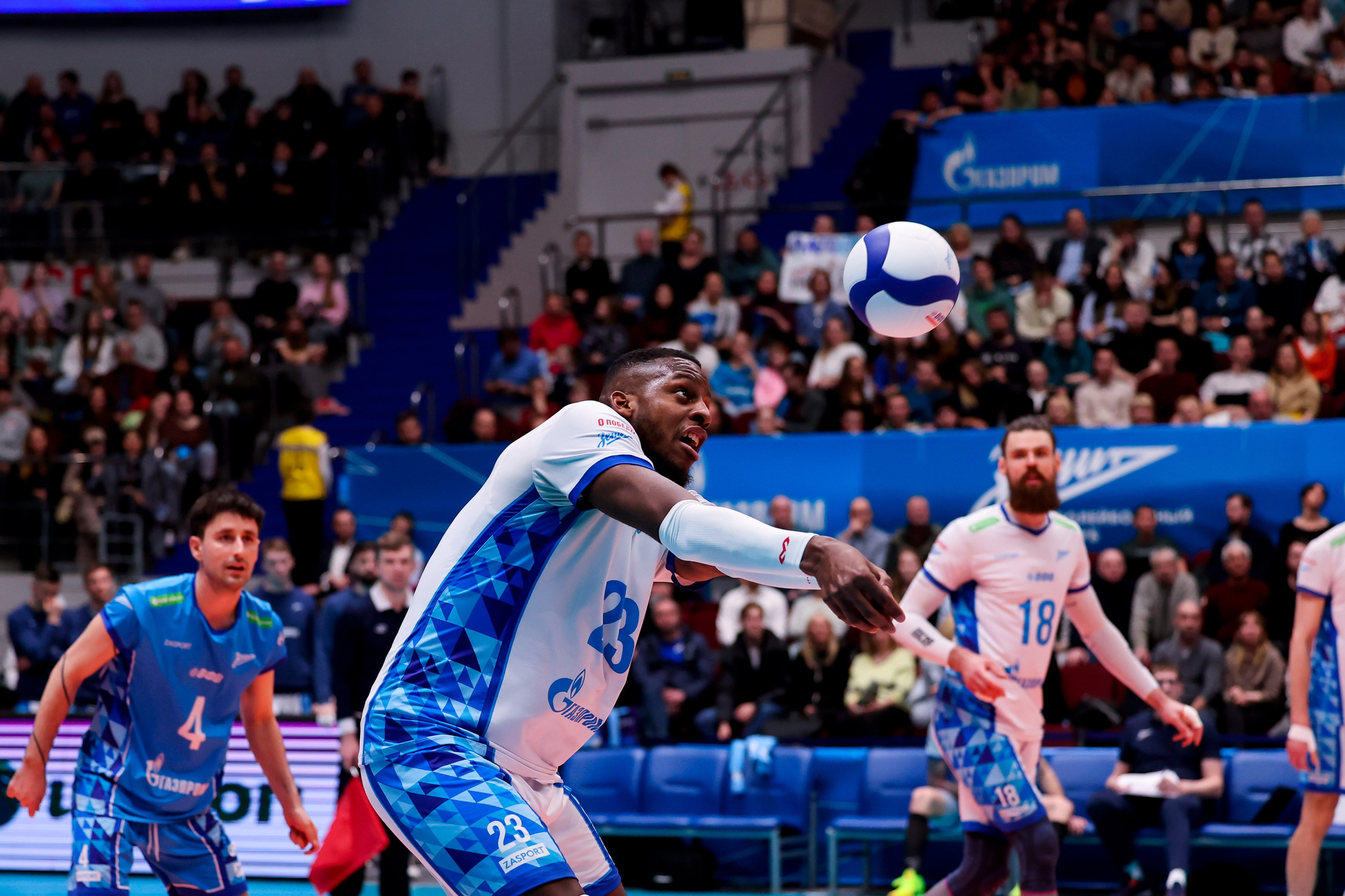 ВК Зенит — ВК Белогорье 08.04.2025. Спортивный и репортажный фотограф Антон Тереханов