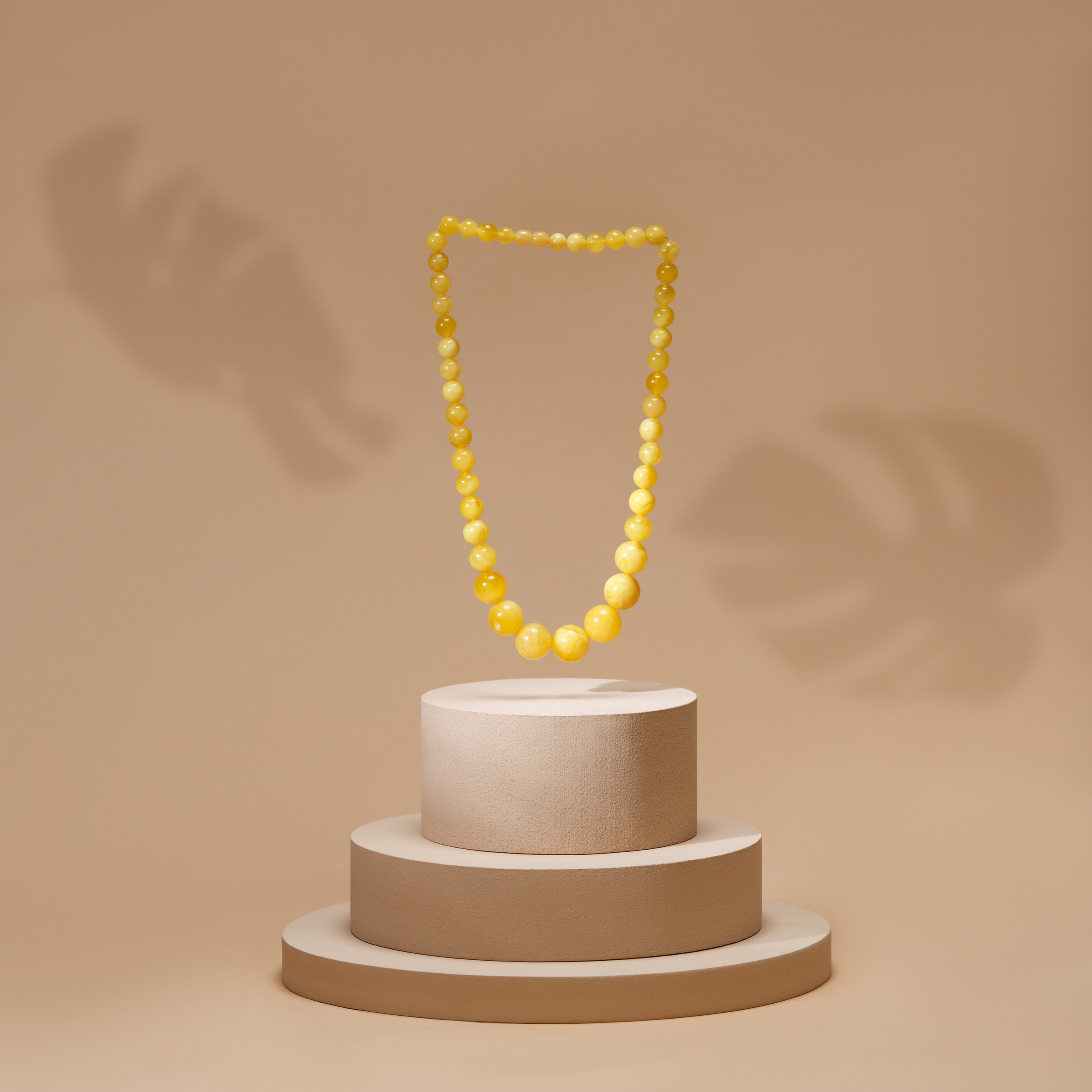 Рекламная съемка янтарных украшений для Blosberrys. Фотостудия «Gelios». Фотосессии в Калининграде