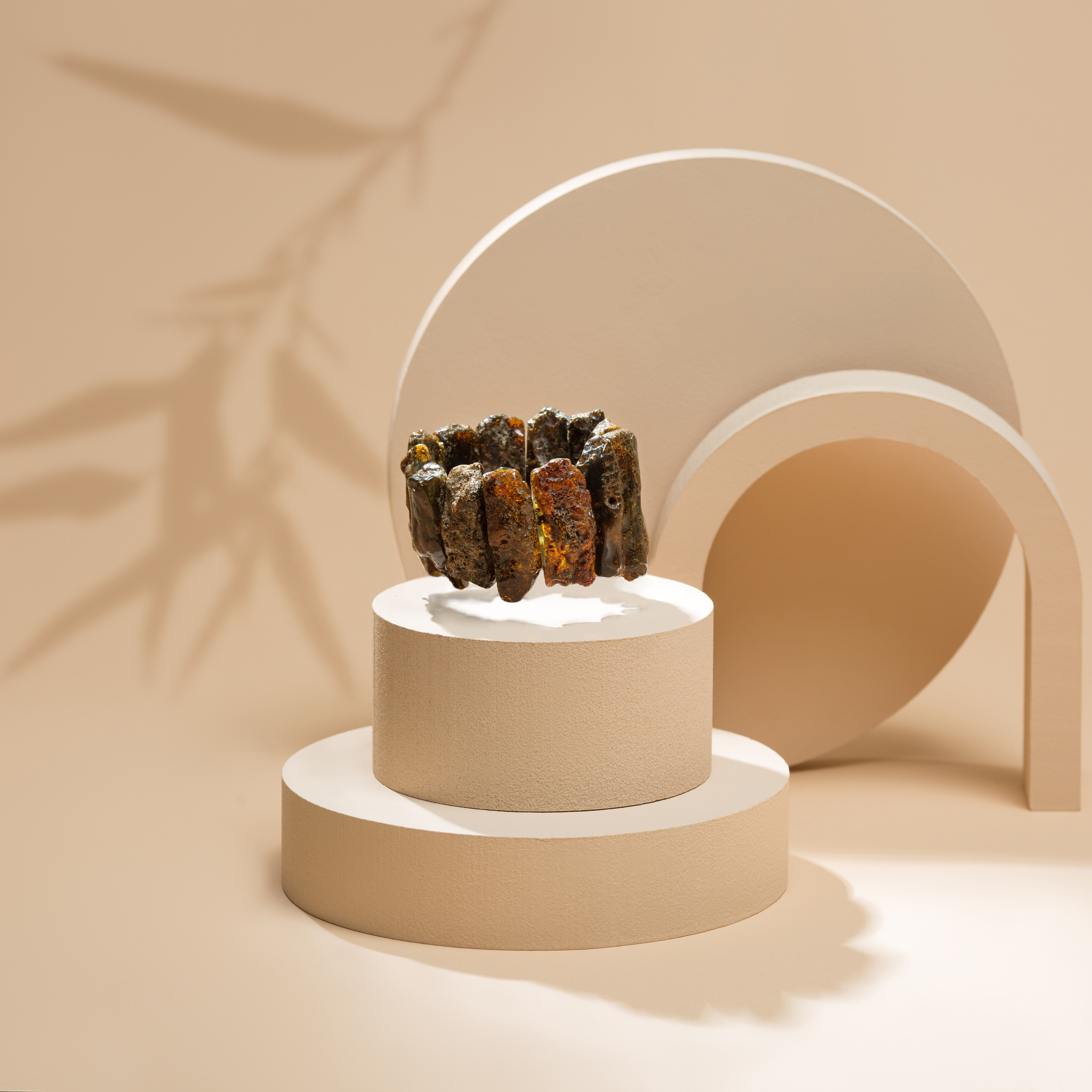 Рекламная съемка янтарных украшений для Blosberrys. Фотостудия «Gelios». Фотосессии в Калининграде