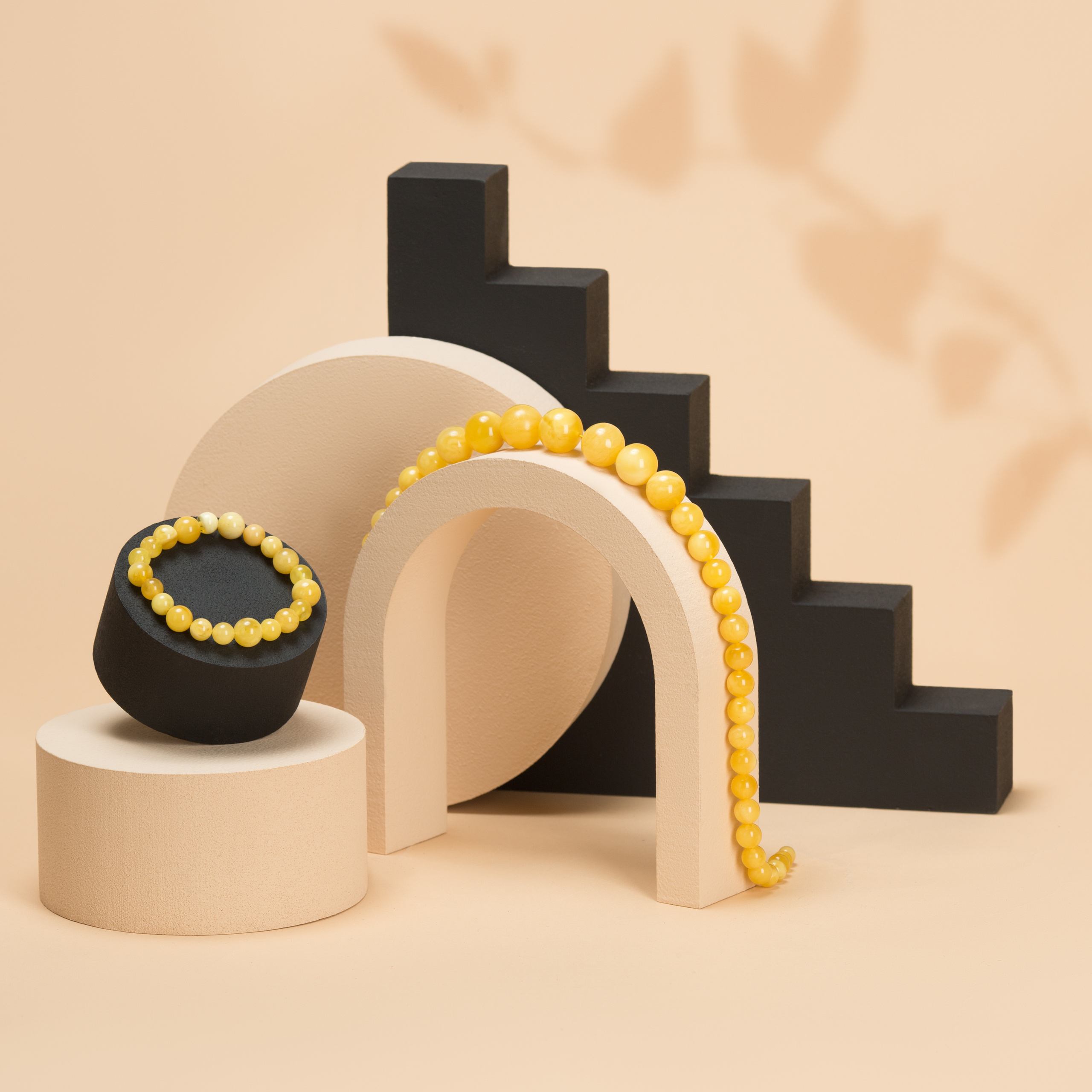 Рекламная съемка янтарных украшений для Blosberrys. Фотостудия «Gelios». Фотосессии в Калининграде