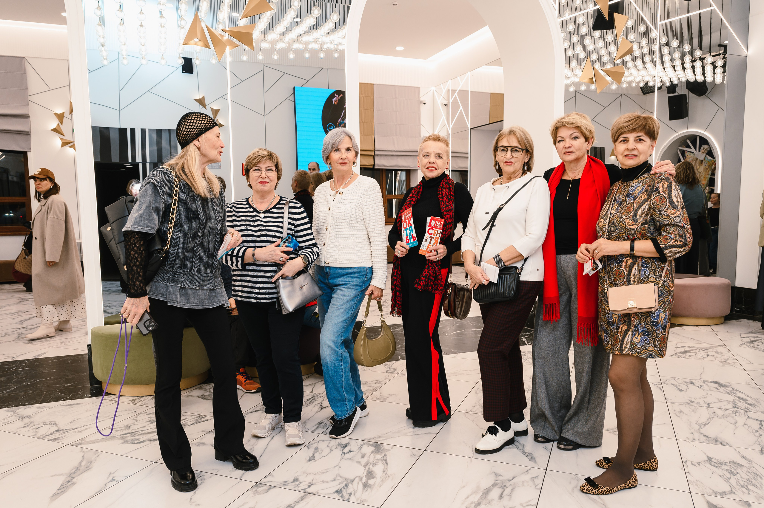 Театр кукол: «Птифуры. Бабушки». Свадебный и просто хороший фотограф в Челябинске