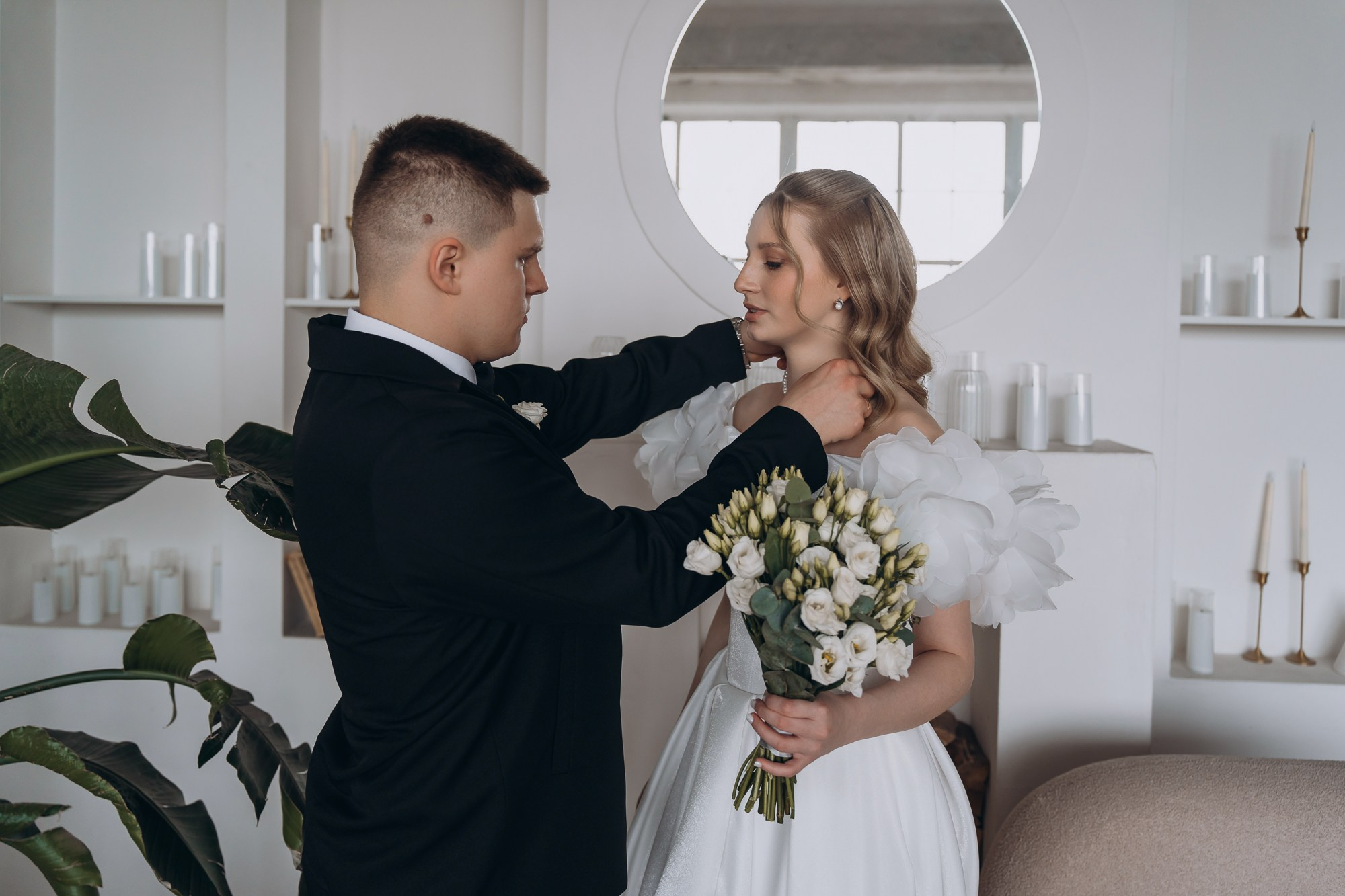 Свадебная фотосессия в студии. Свадебный и репортажный фотограф в Ярославле Евгений Сальников