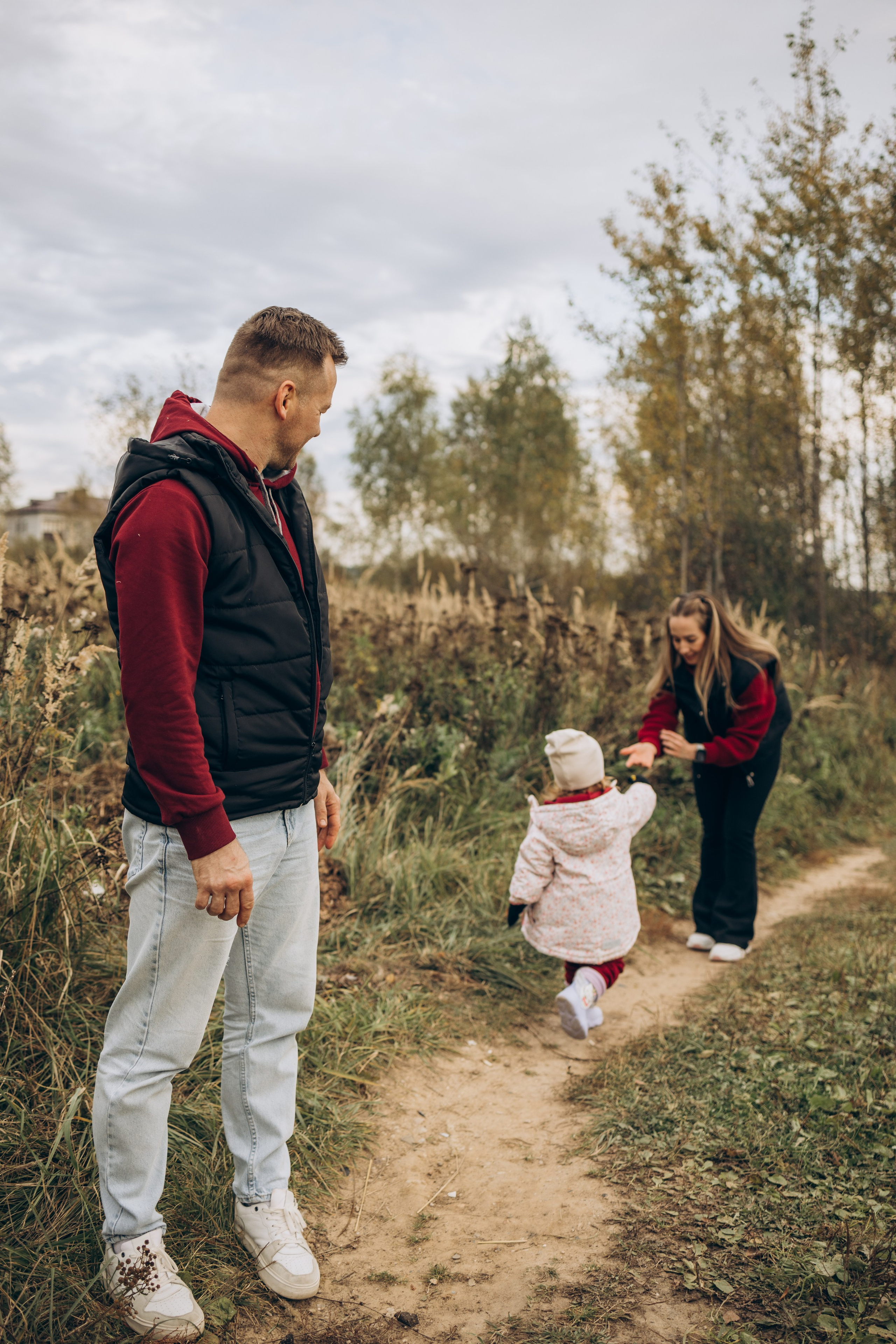 Летучий змей-семейная (4.10.2025 г.) г. Жуков (Калужская обл.). Надежда Стар семейный и церковный фотограф в Жукове и Калужской области