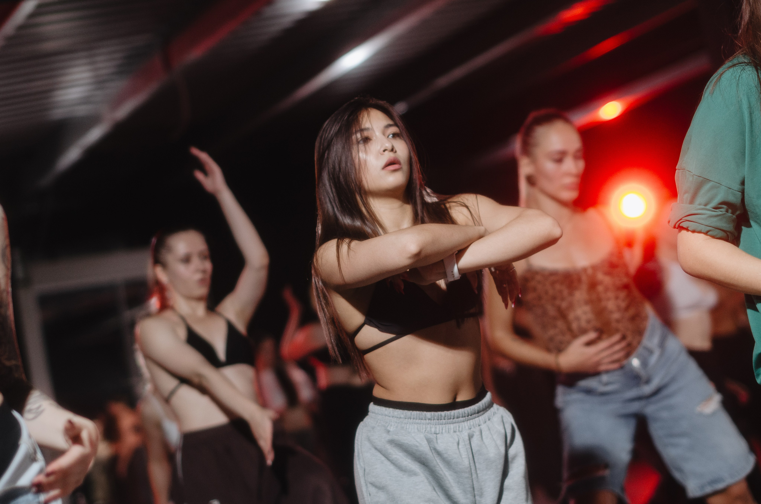 Мастер-классы по High Heels/Girly hip-hop от Оксаны ATTA. Денисова Аля — фотограф для парных съемок и индивидуальных историй в Барнауле