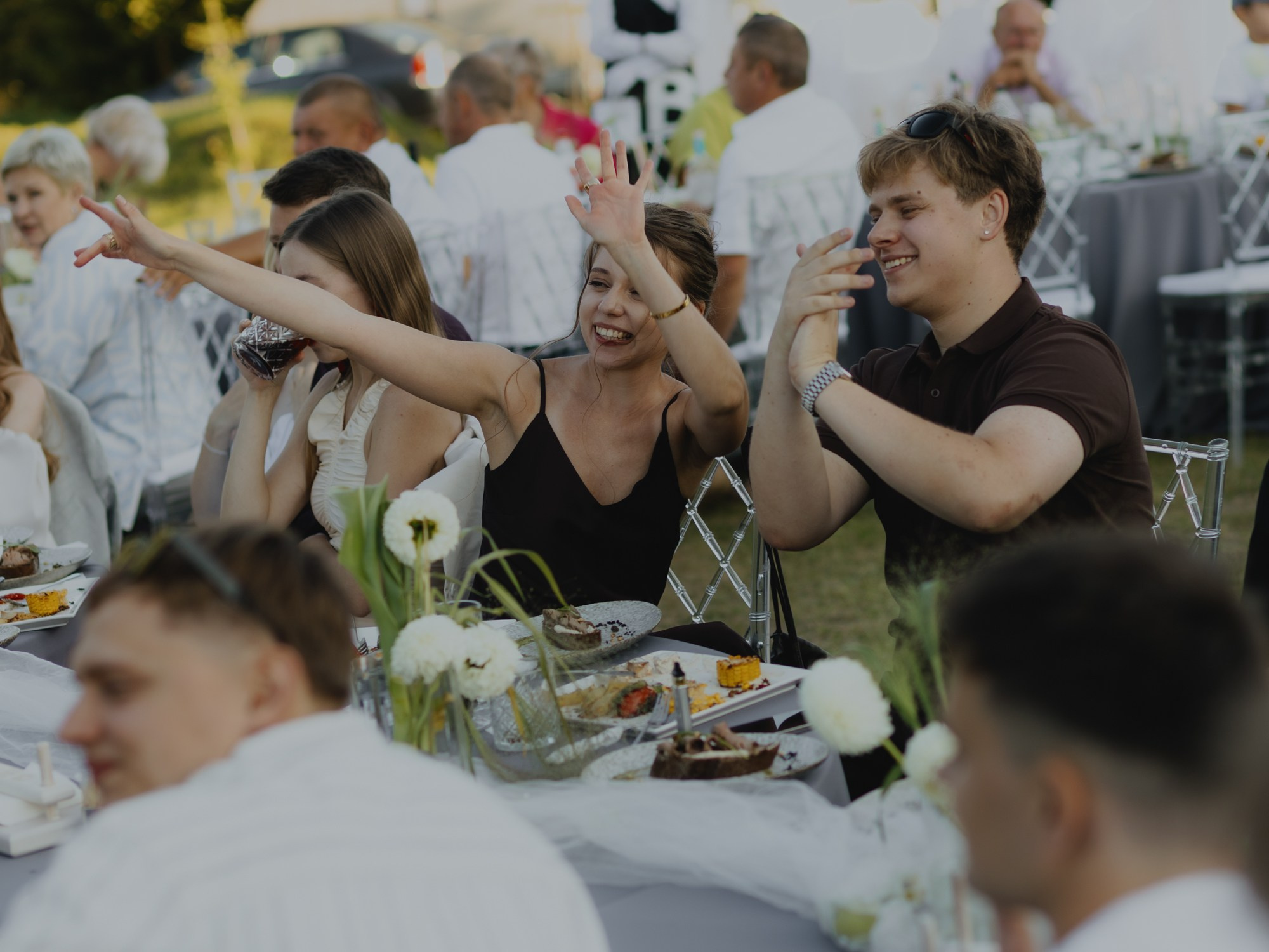 Лиза и Илья (полный день). Свадебные фотографы в Гомеле и Минске Сергей и Анастасия Фещенок