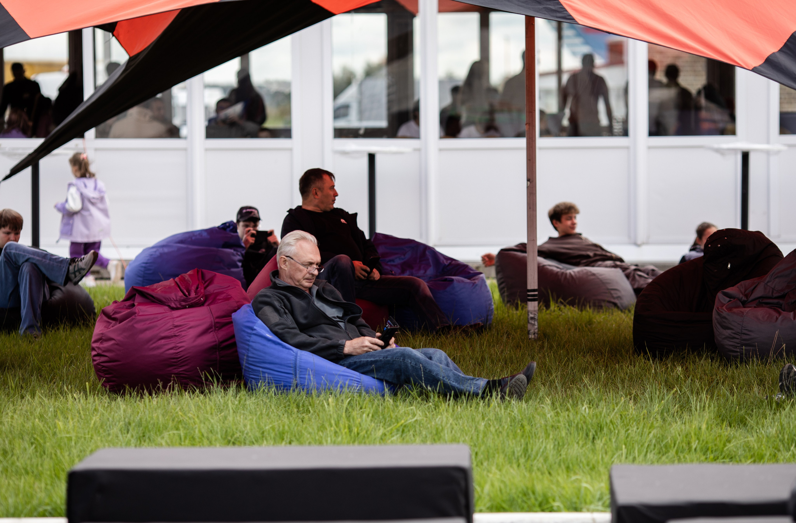 УЗСТ- Корпоративный тимбилдинг на аэродроме. Репортажный и свадебный фотограф в Челябинске Елисеев Павел