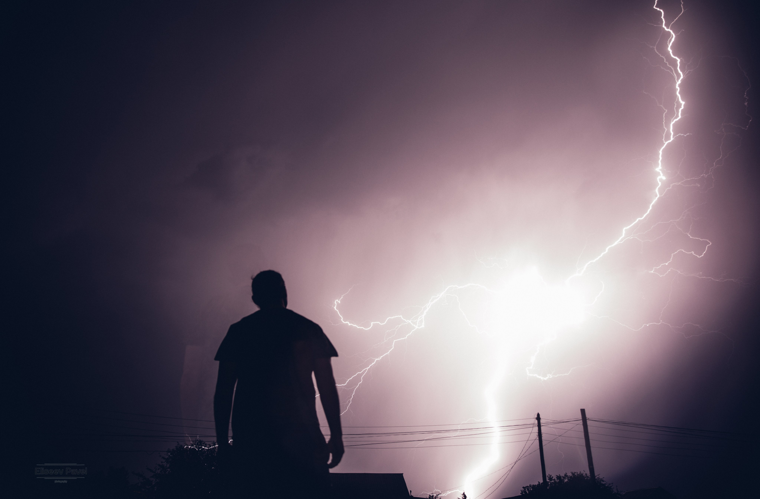 Контакты. Репортажный и свадебный фотограф в Челябинске Елисеев Павел