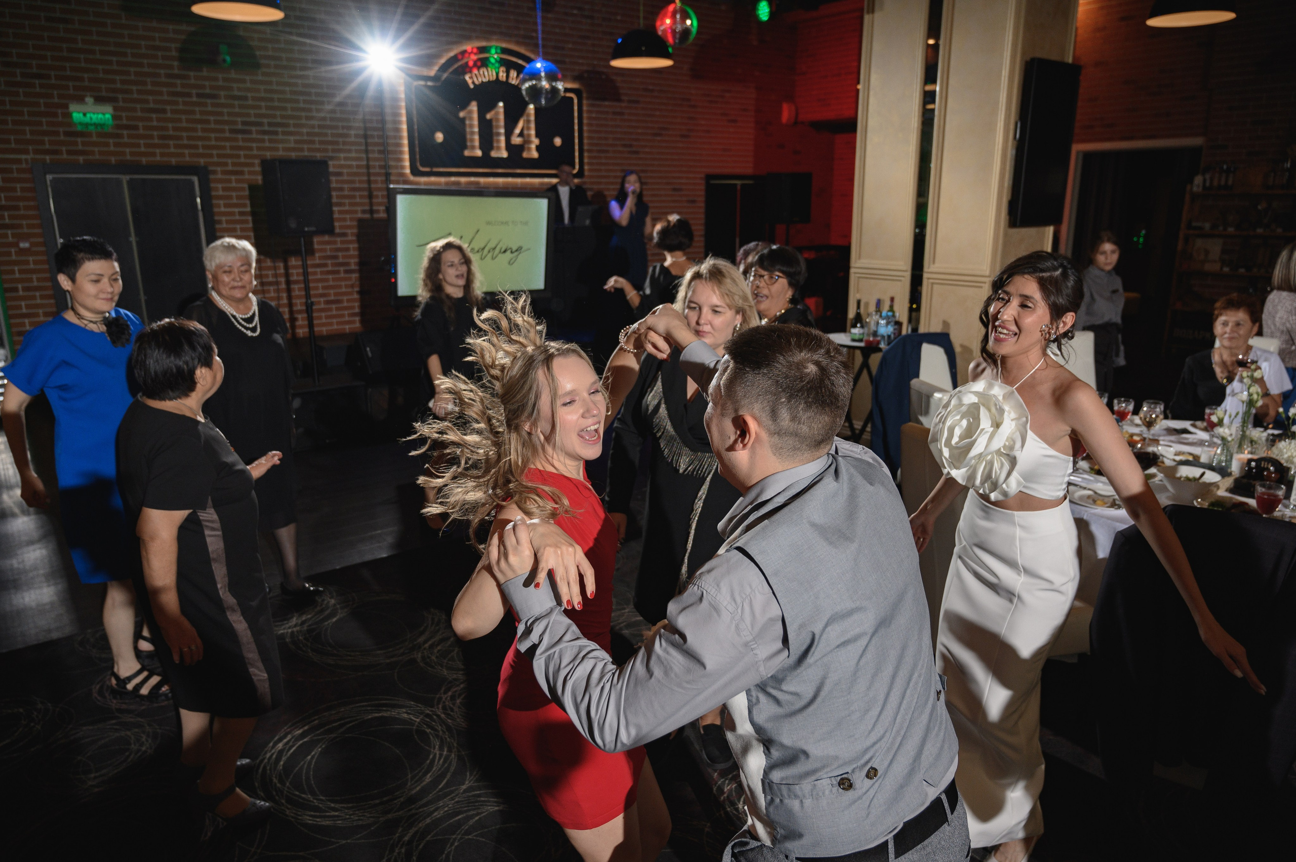 Артём и Лариса. Свадебный и Семейный фотограф в Абакане, Красноярске