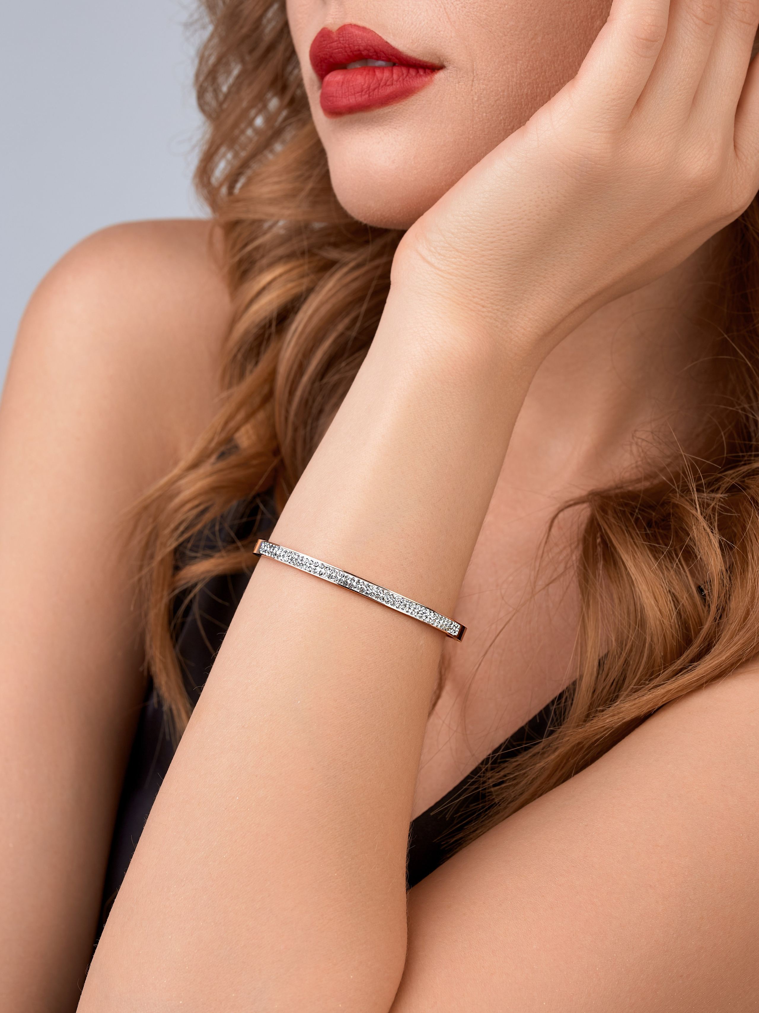 Модельная съемка серебряных украшений для брендов в Москве | Фотограф Анна Татаурова. Фотограф Анна Татаурова | Авторская фотосъемка в Москве