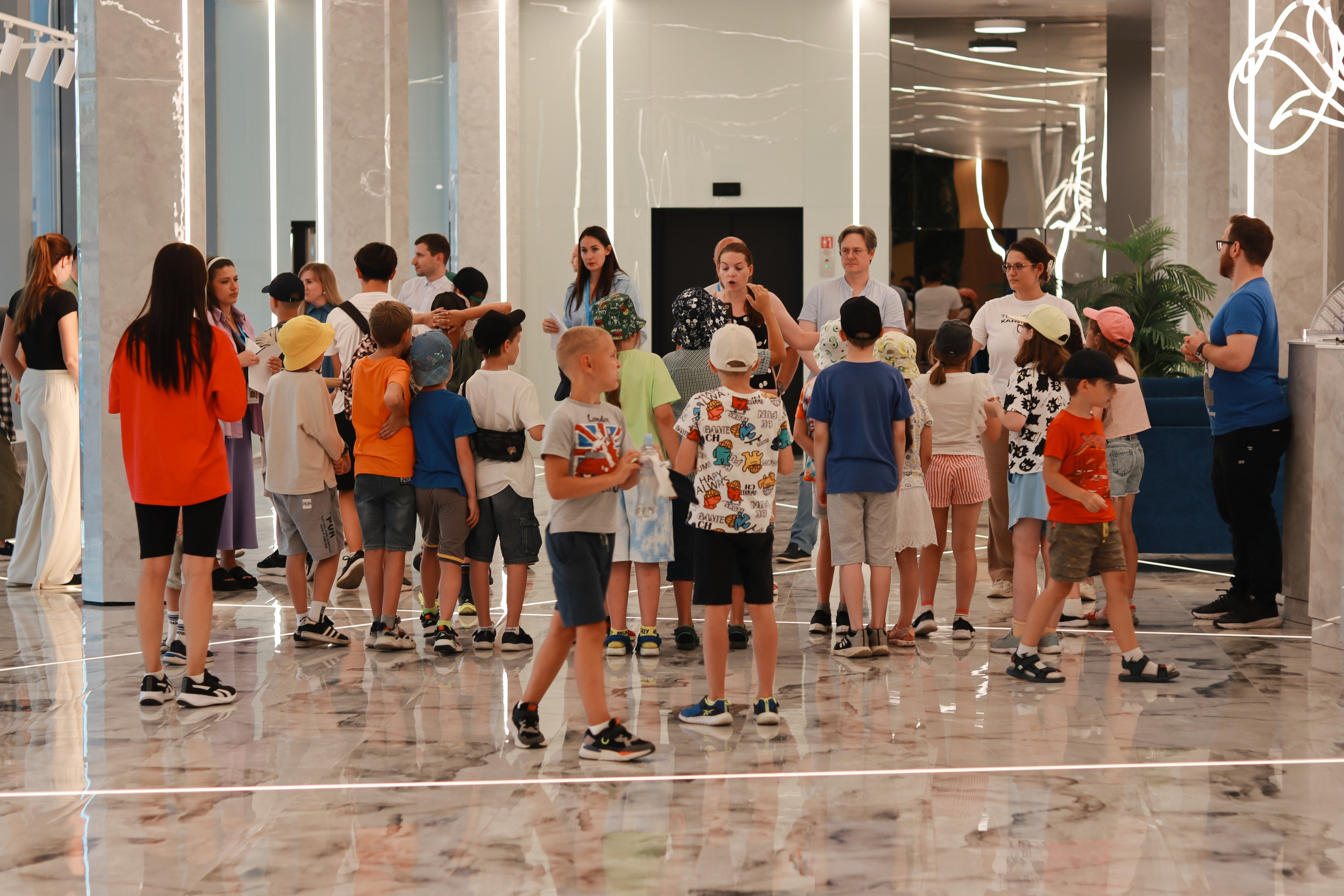 Экскурсия на «Велфарм-М» 02.04.2024. Медиатека Группы компаний «Велфарм»