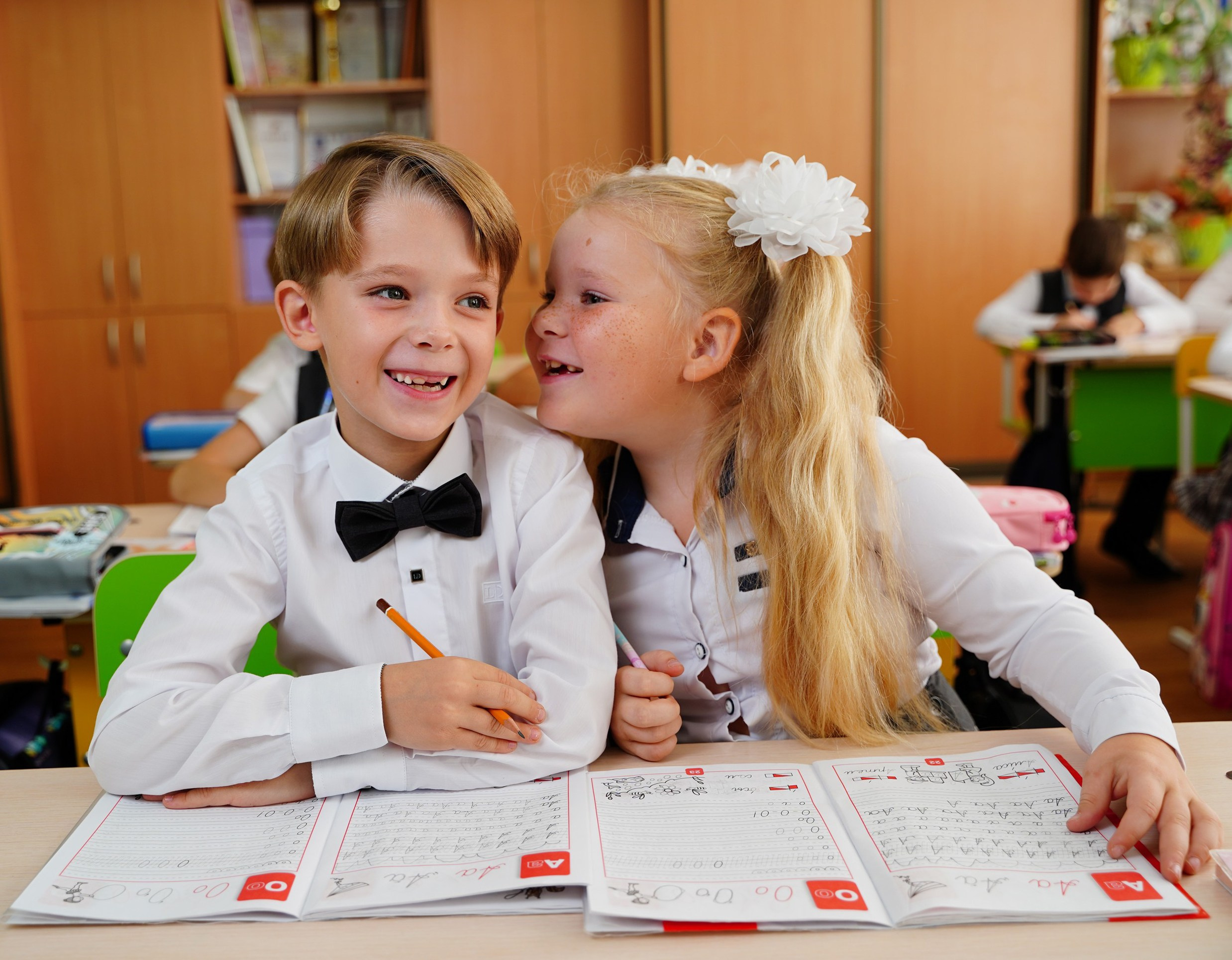 1 кл / мелкие группы //. MEMENTO.Выпускные альбомы, школьные, юбилейные и другие книги. Ростов-на-Дону