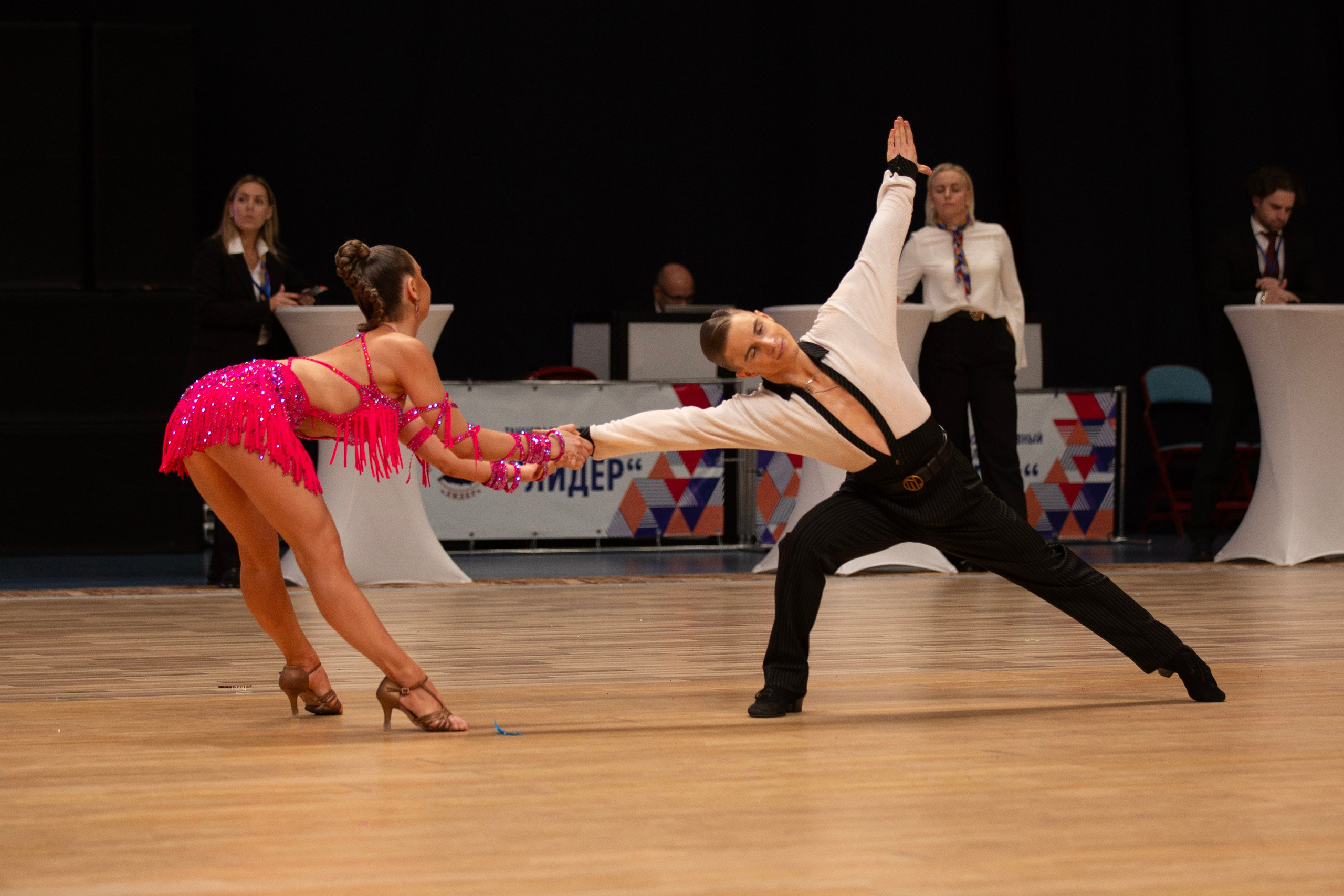 Бальные танцы. Творческий фотограф/видеограф в Астрахани Абушаев Ренат