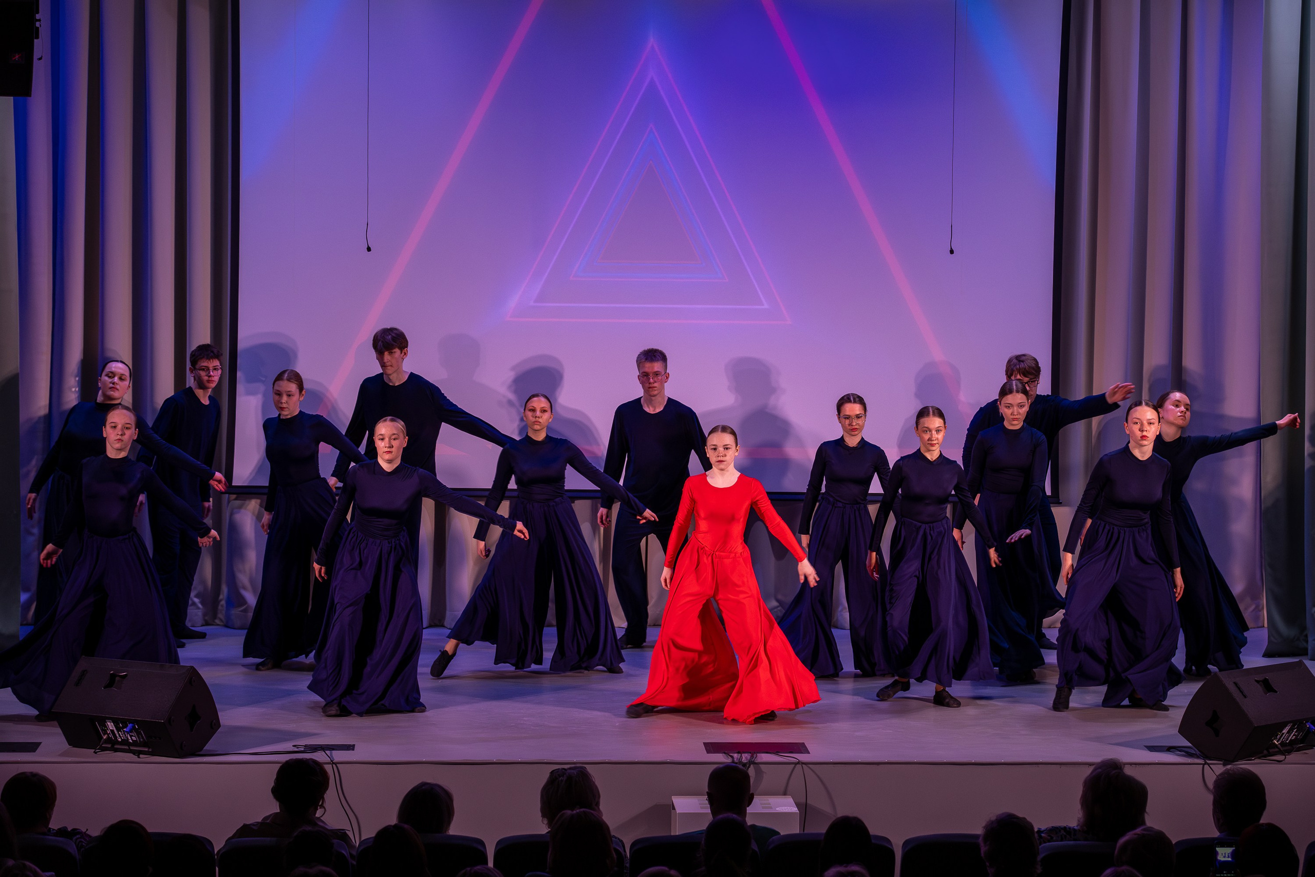 Фото и видео на выпускной в школе и детском саду. Свадебный, семейный видеограф и фотограф в Екатеринбурге Николай Рыков