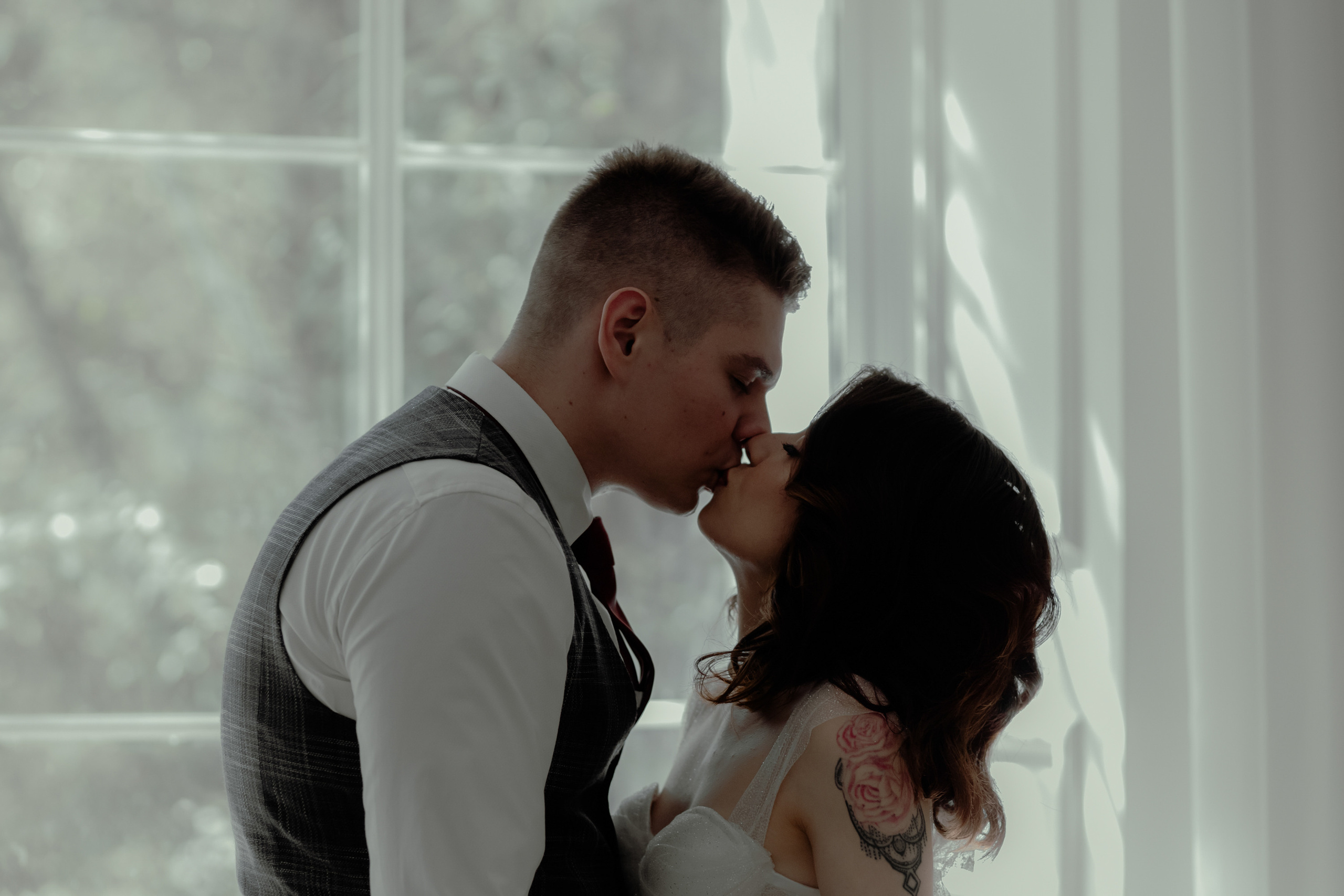 Красивая свадьба в Тюмени. Свадебный фотограф, Love Story Екатеринбург, Тюмень Кострова Елизавета