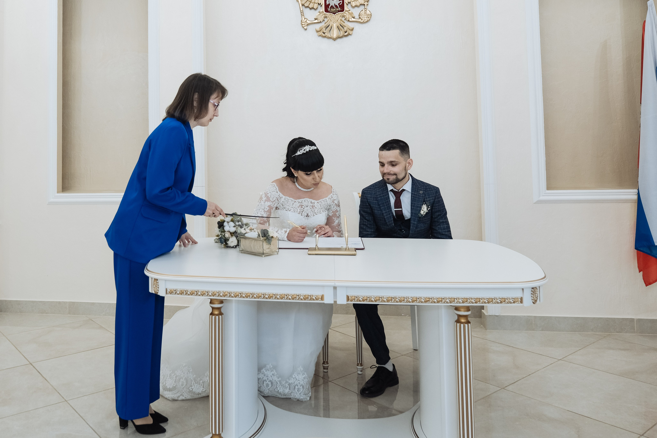 Сергей и Евгения_свадебная фотосессия в Версале. Свадебный фотограф в Челябинске Сырчикова Наталья