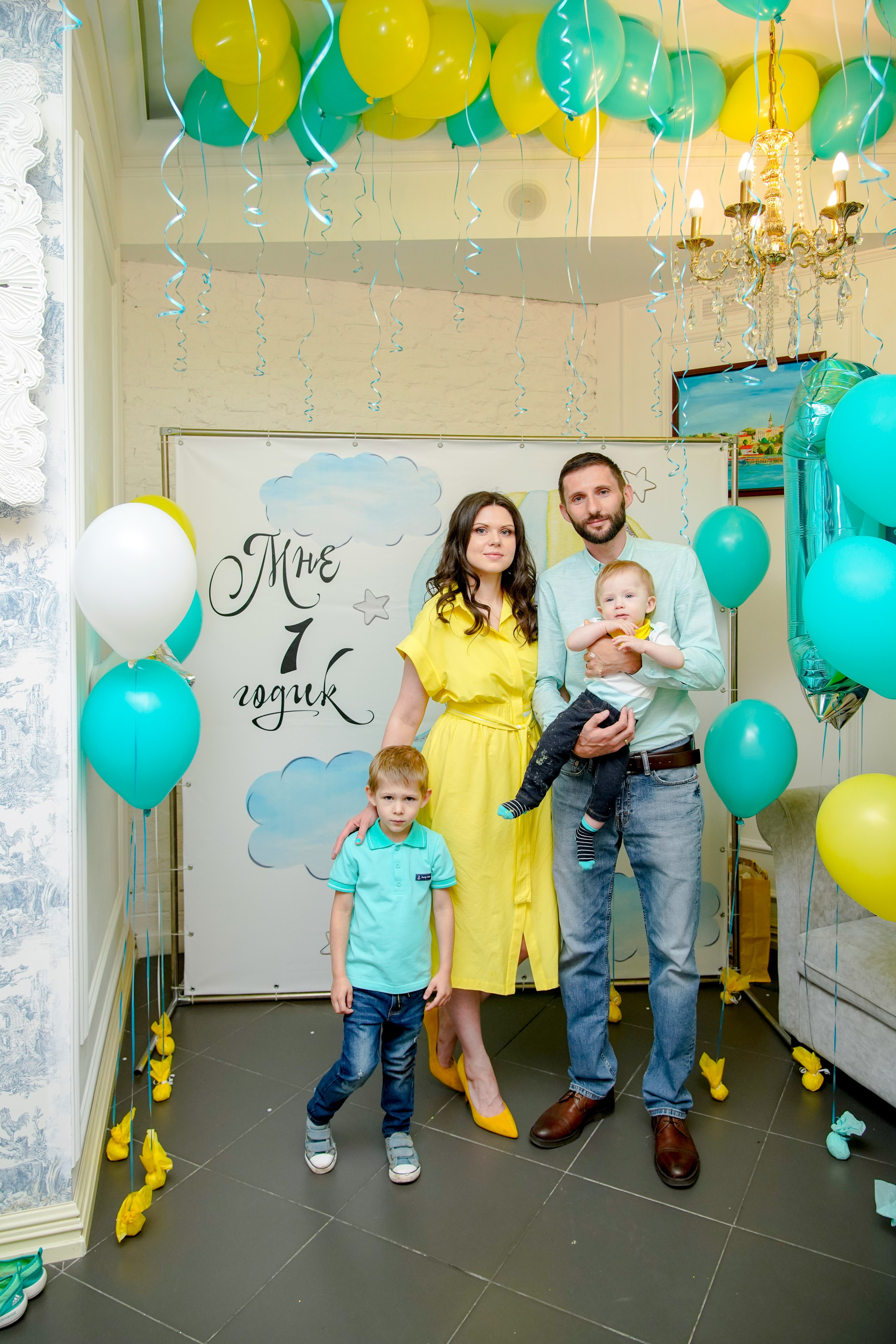 1 год)). Max Matvich and Victoria Basova are professionals in their field