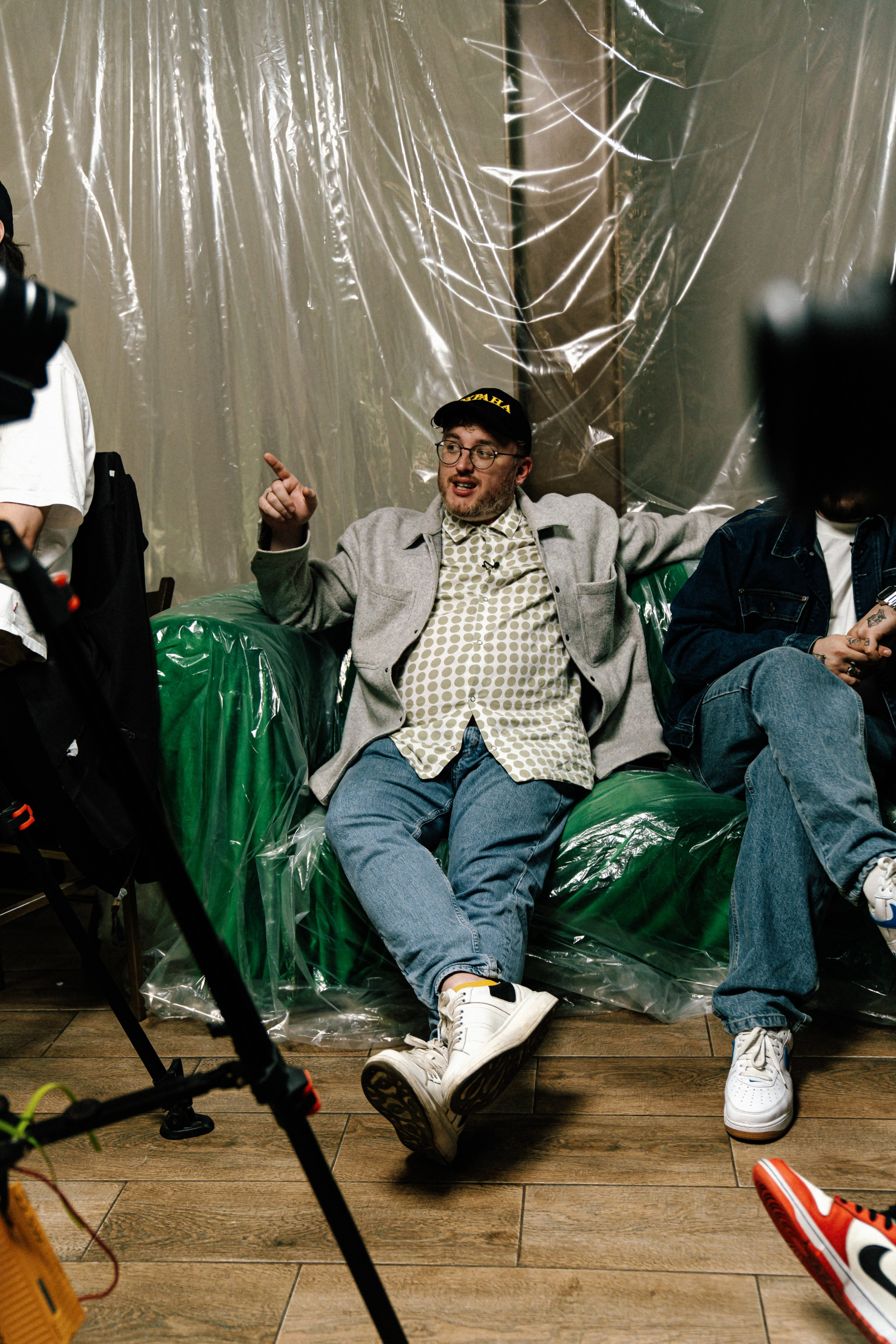 Бэкстейдж шоу Клик Клак «Кажется нащупал». Костя Жуков — фотограф в Москве