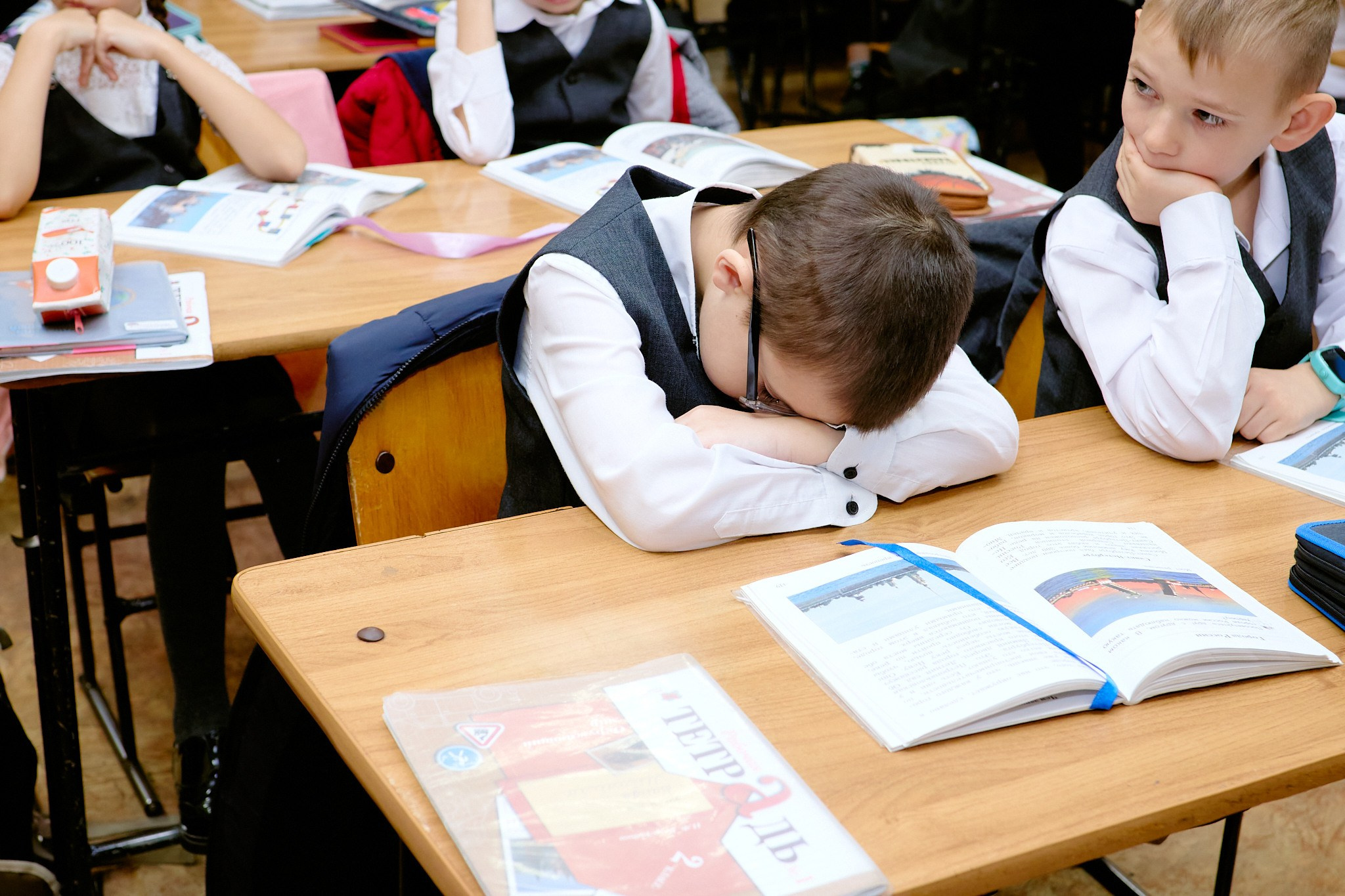 Съемка на 1 сентября. Фотограф Выпускные альбомы Таганрог Сергей Коробченко