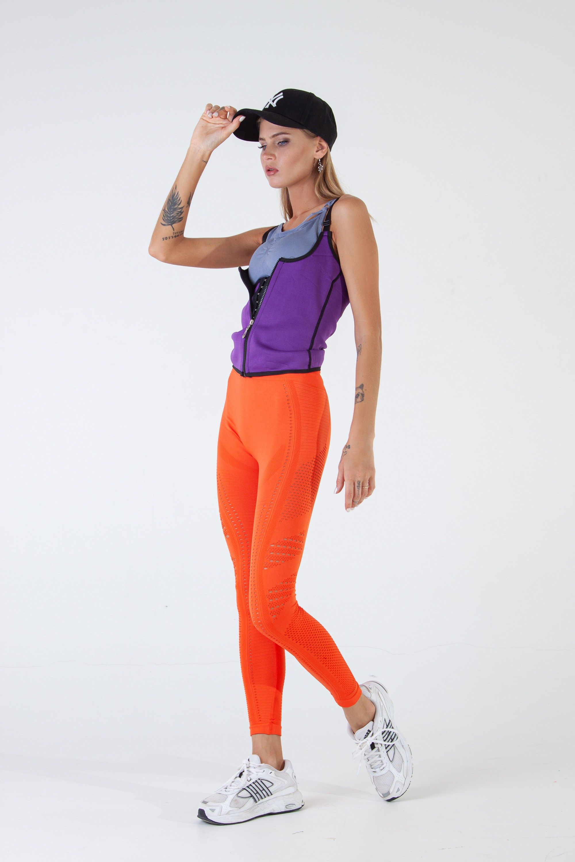 Съемка одежды для брендов, маркетплейса. Contentstproduction