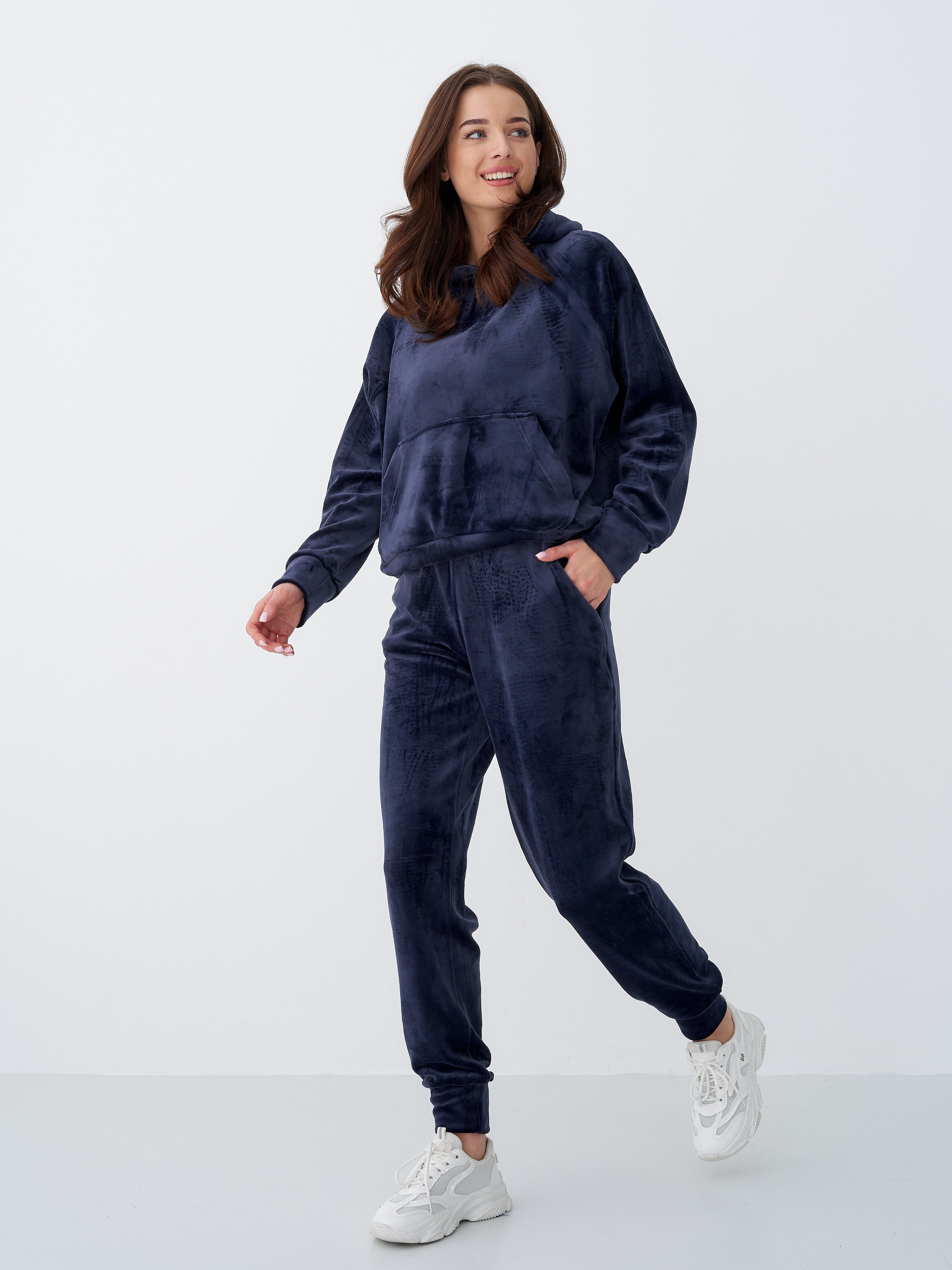 Оля. Контент для маркетплейсов и соцсетей. Фото и видео съемка