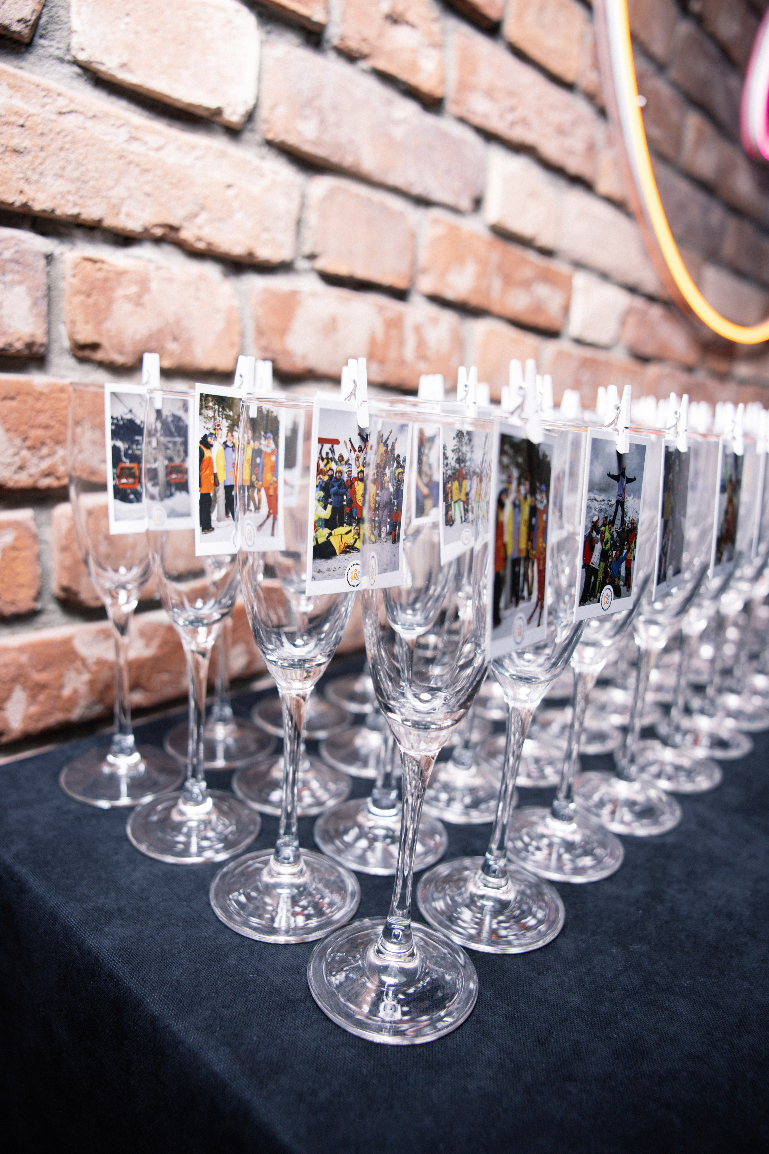 Соседи, Тусец. Фотограф Эдуарда Титанян