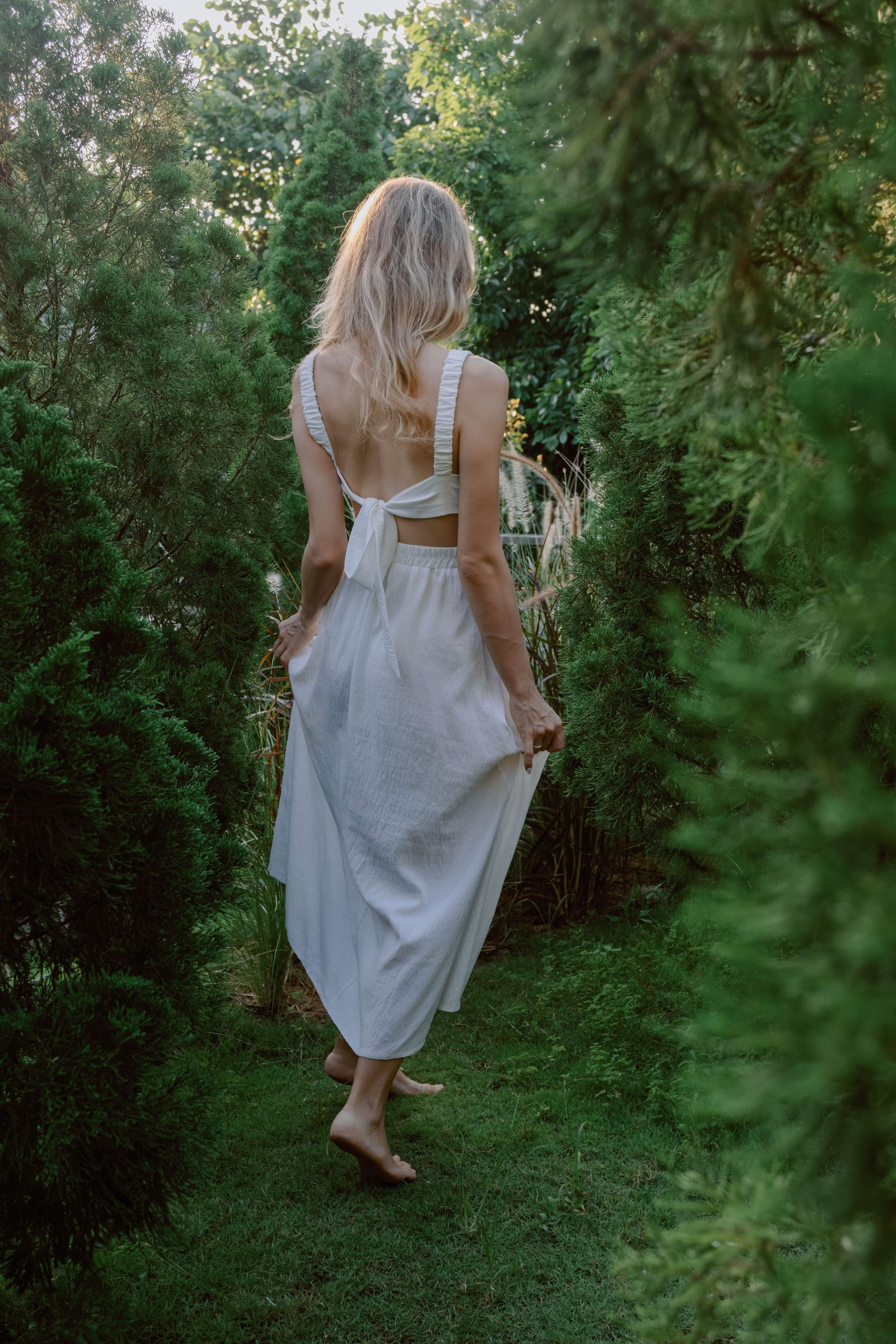 Natasha. Among these firs. Portrait photographer Nha Trang | Julia Meshanina