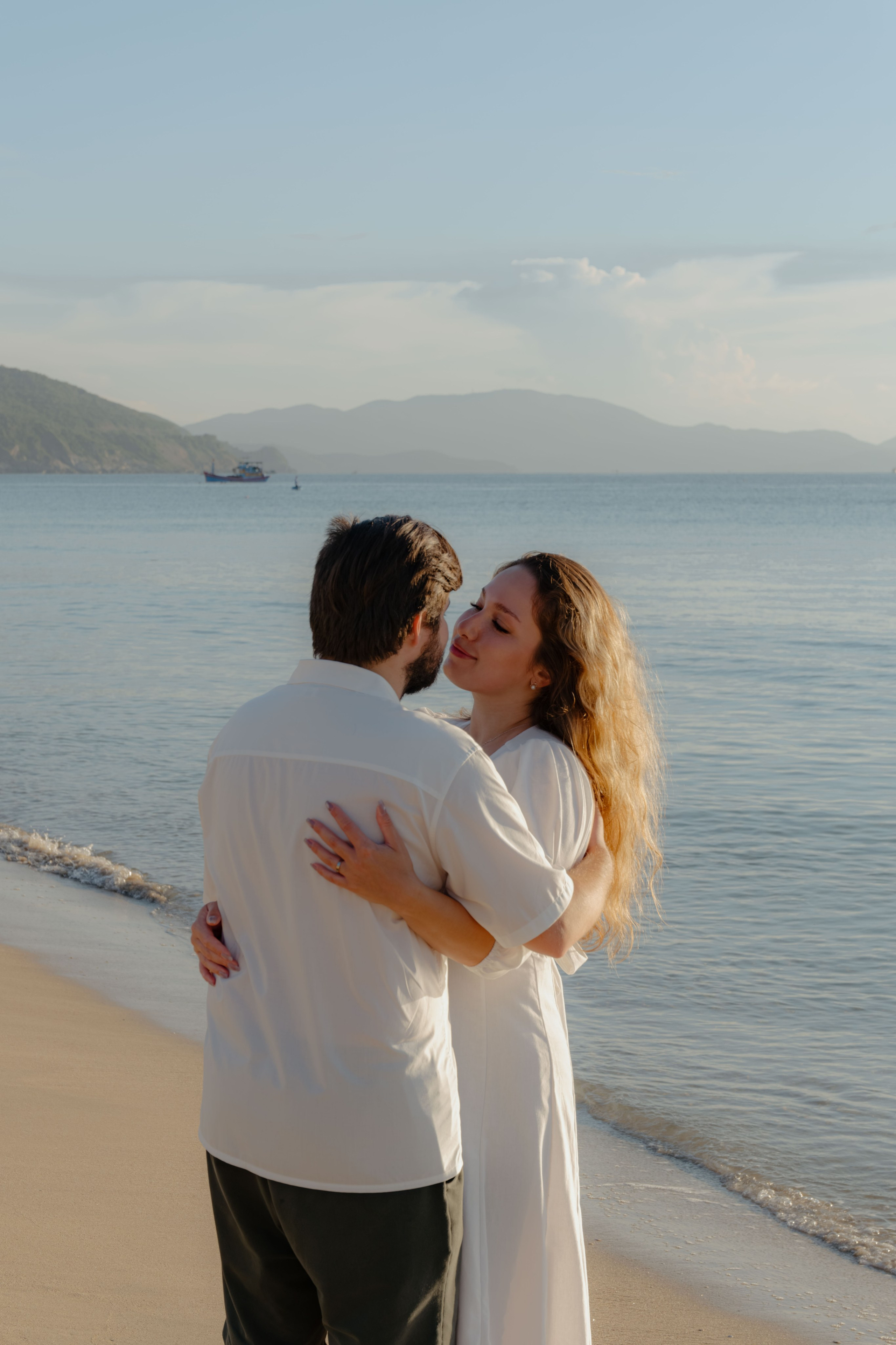 Love story. Пляж Камрань. Portrait photographer Nha Trang | Julia Meshanina