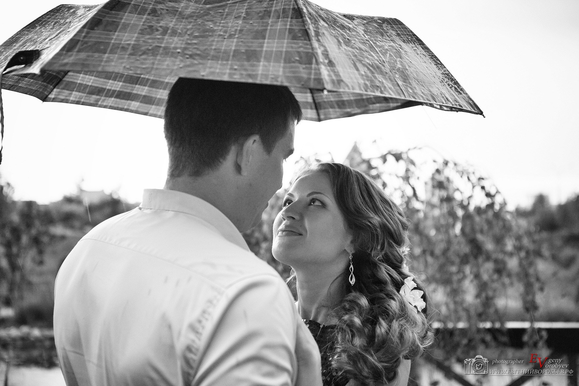 Цена стоимость описание фотосессий в Красноярске студийная свадебная семейная бизнес портрет индустриальная лавстори love story фотосъёмка