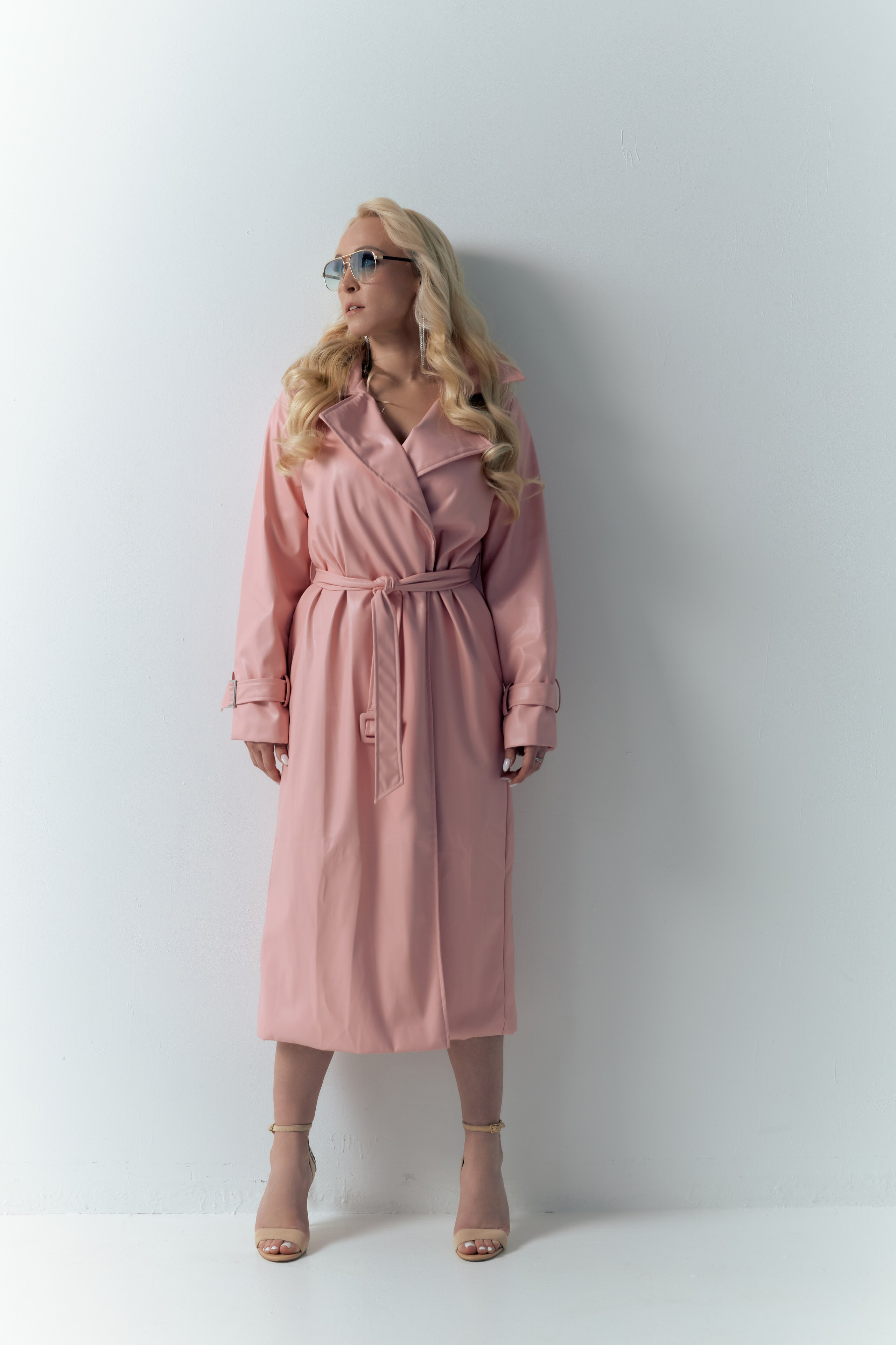 Позы для фотосессии для девушки