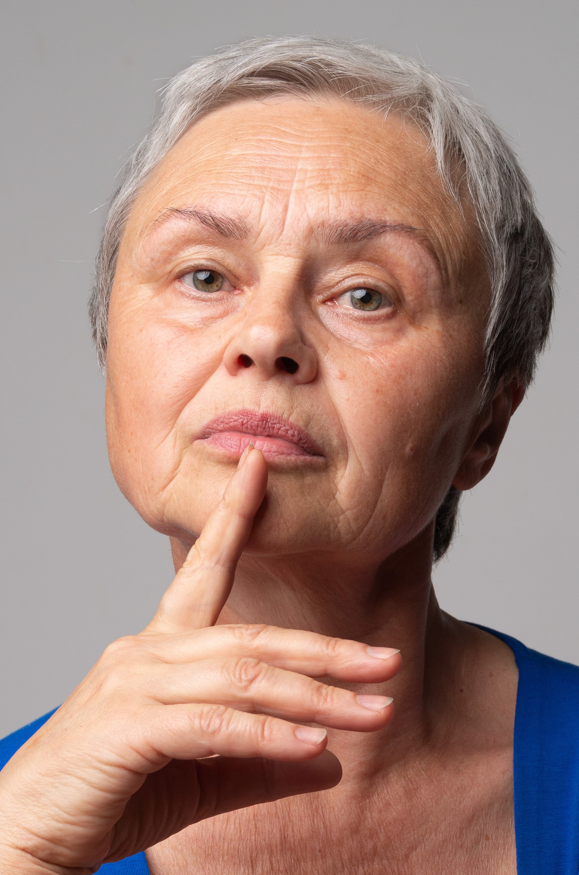 Портрет на пленку заказать - цены на портретную фотографию на плёнку. Плёночный фотограф, заказать фото на плёнку в Москве — Георгий Романов