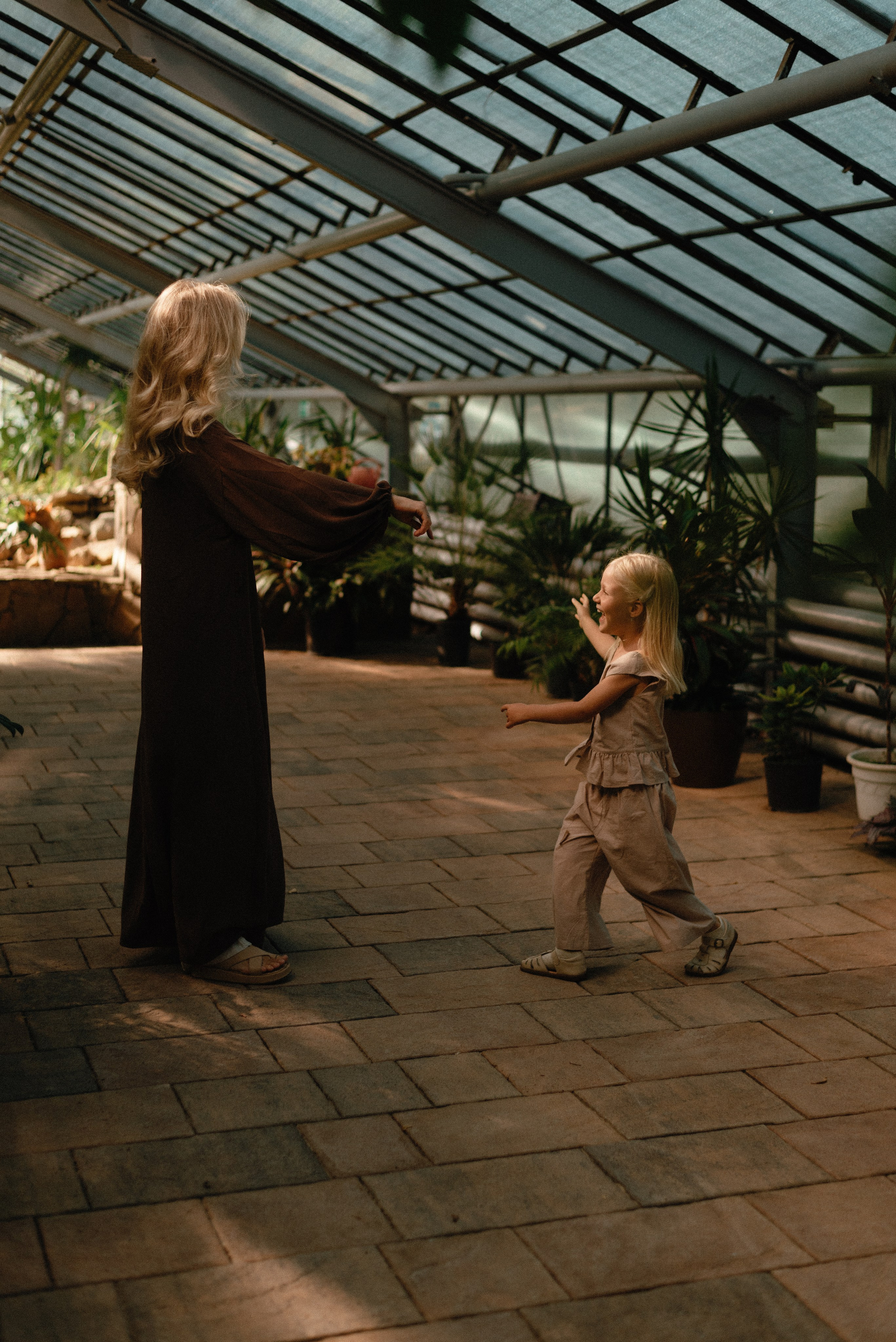 Ангелина и Таня