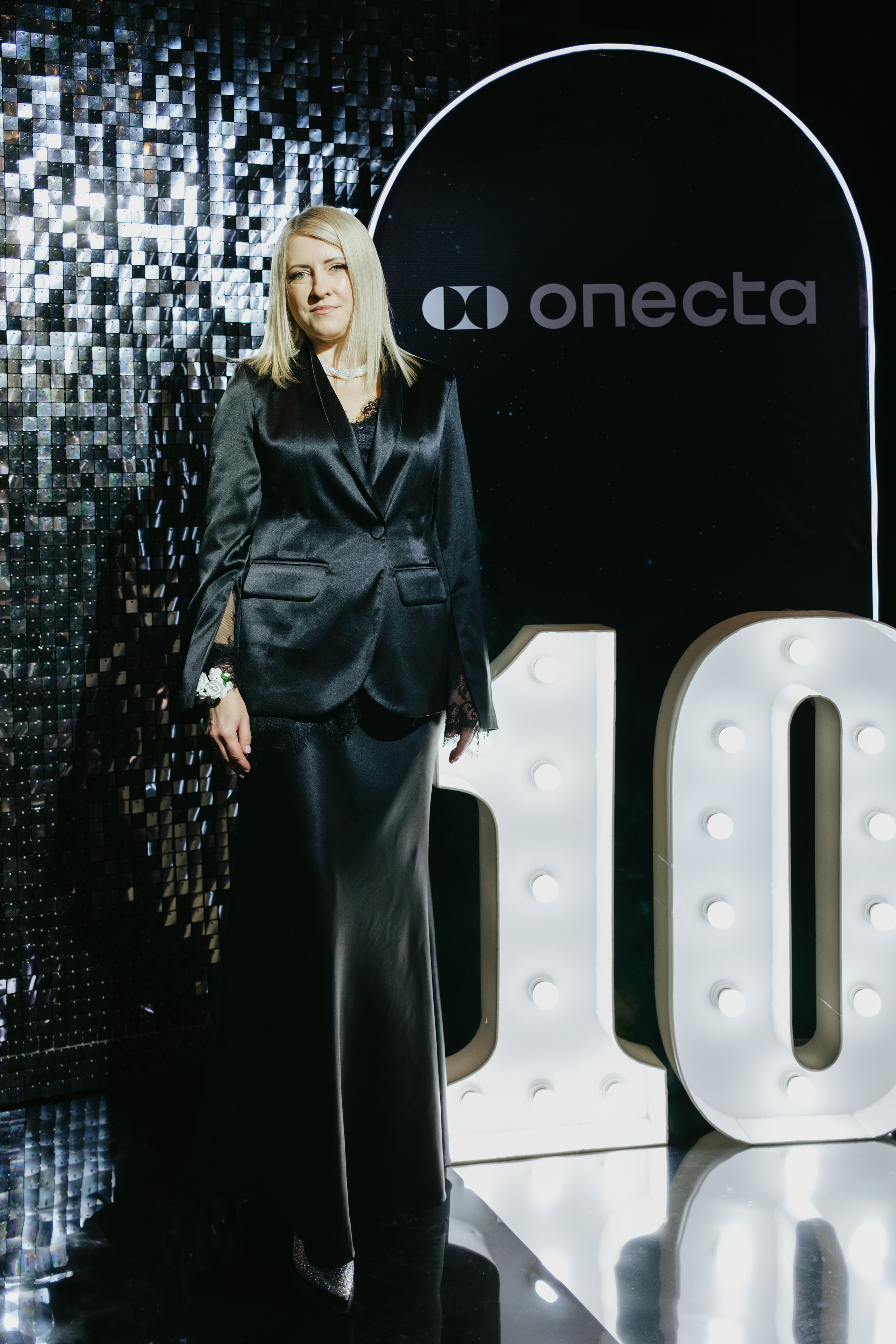 Корпоратив в Сириусу (Адлер) 10 лет компании. Свадебный фотограф Денис Ожигин в Краснодаре и крае. Эмоциональная и стильная съемка вашего дня