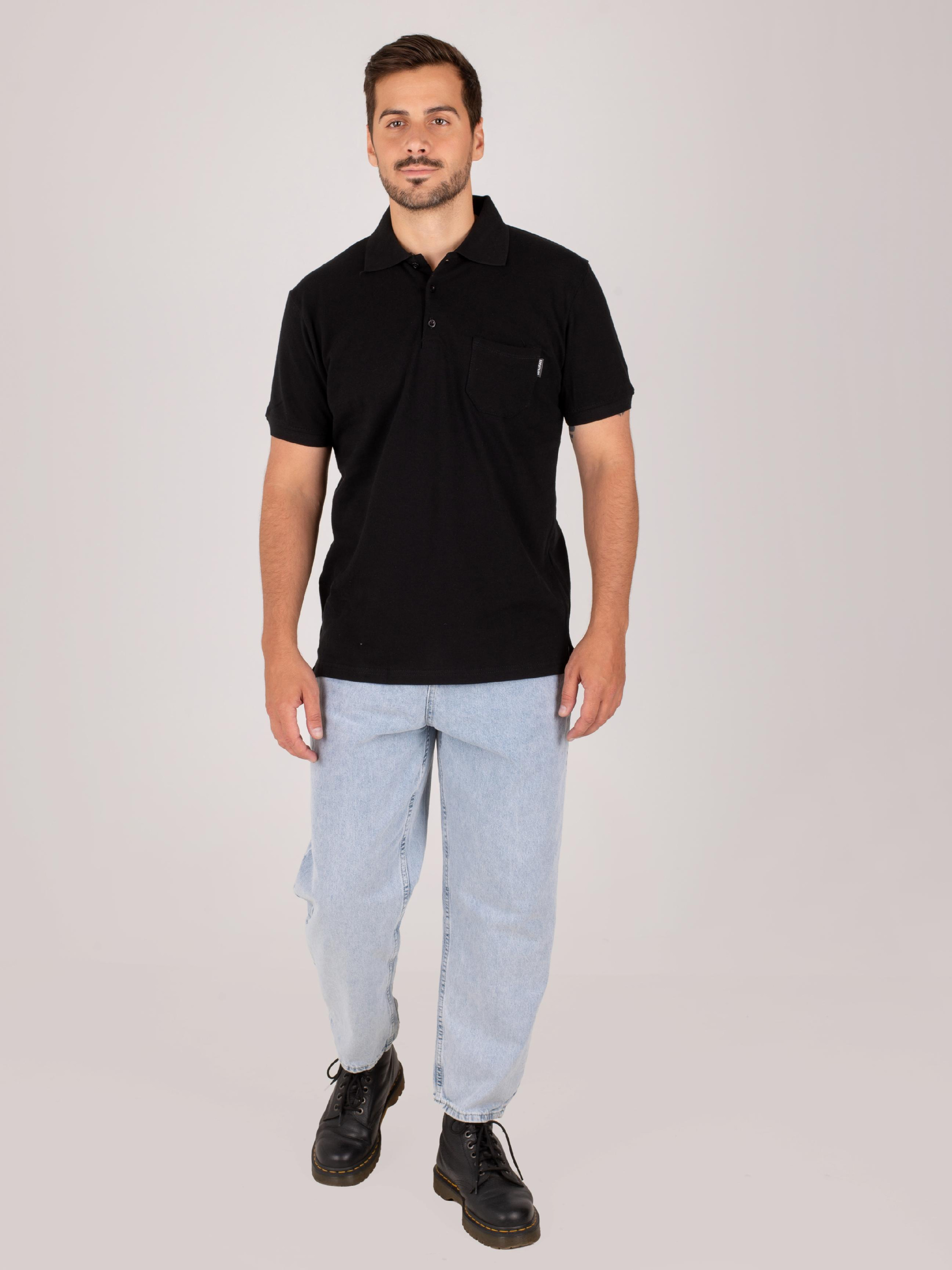 Валентин — модель для маркетплейсов. ТМ Продакшн — Съемка для маркетплейсов в Москве