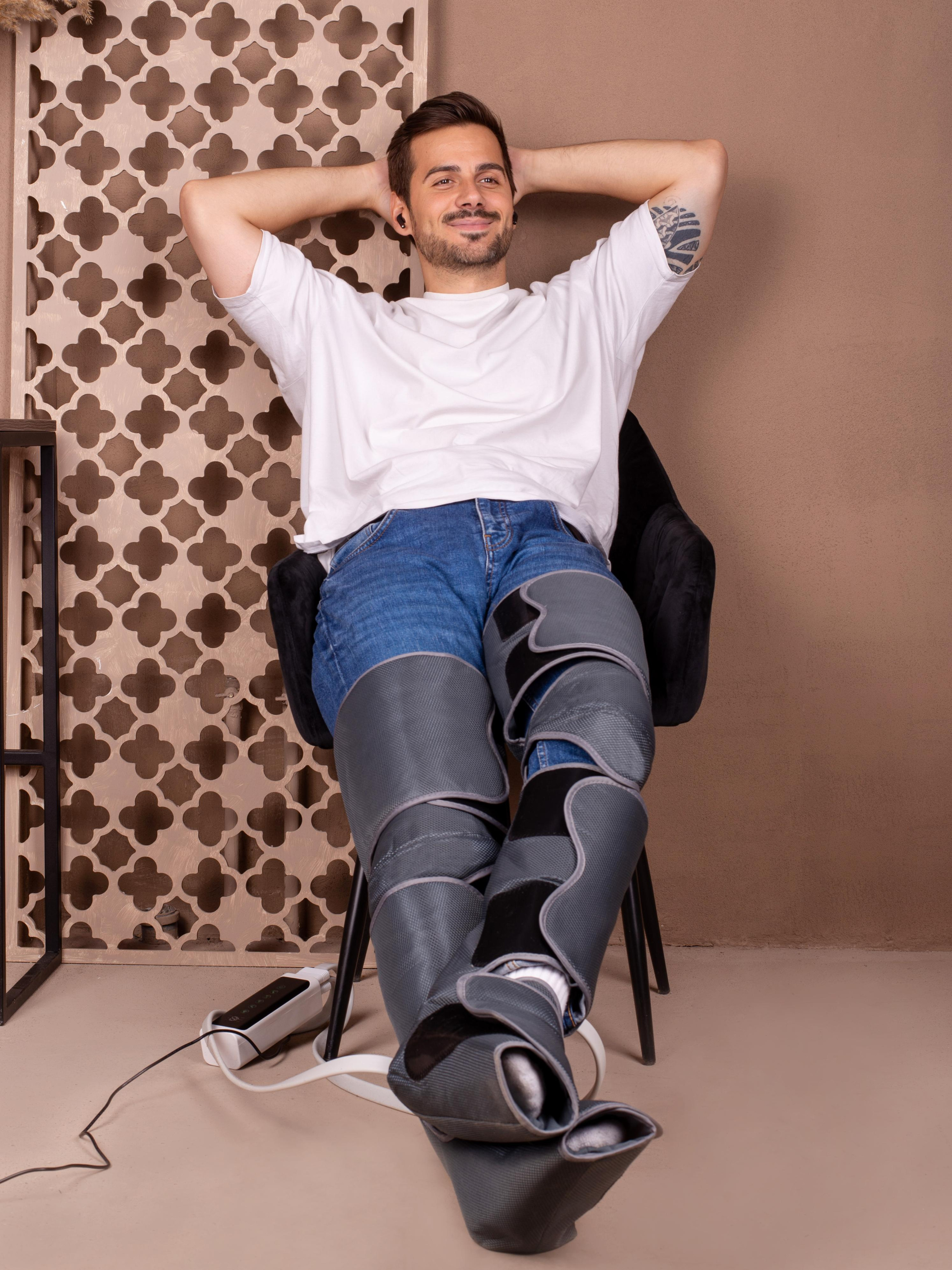 Валентин — модель для маркетплейсов. ТМ Продакшн — Съемка для маркетплейсов в Москве