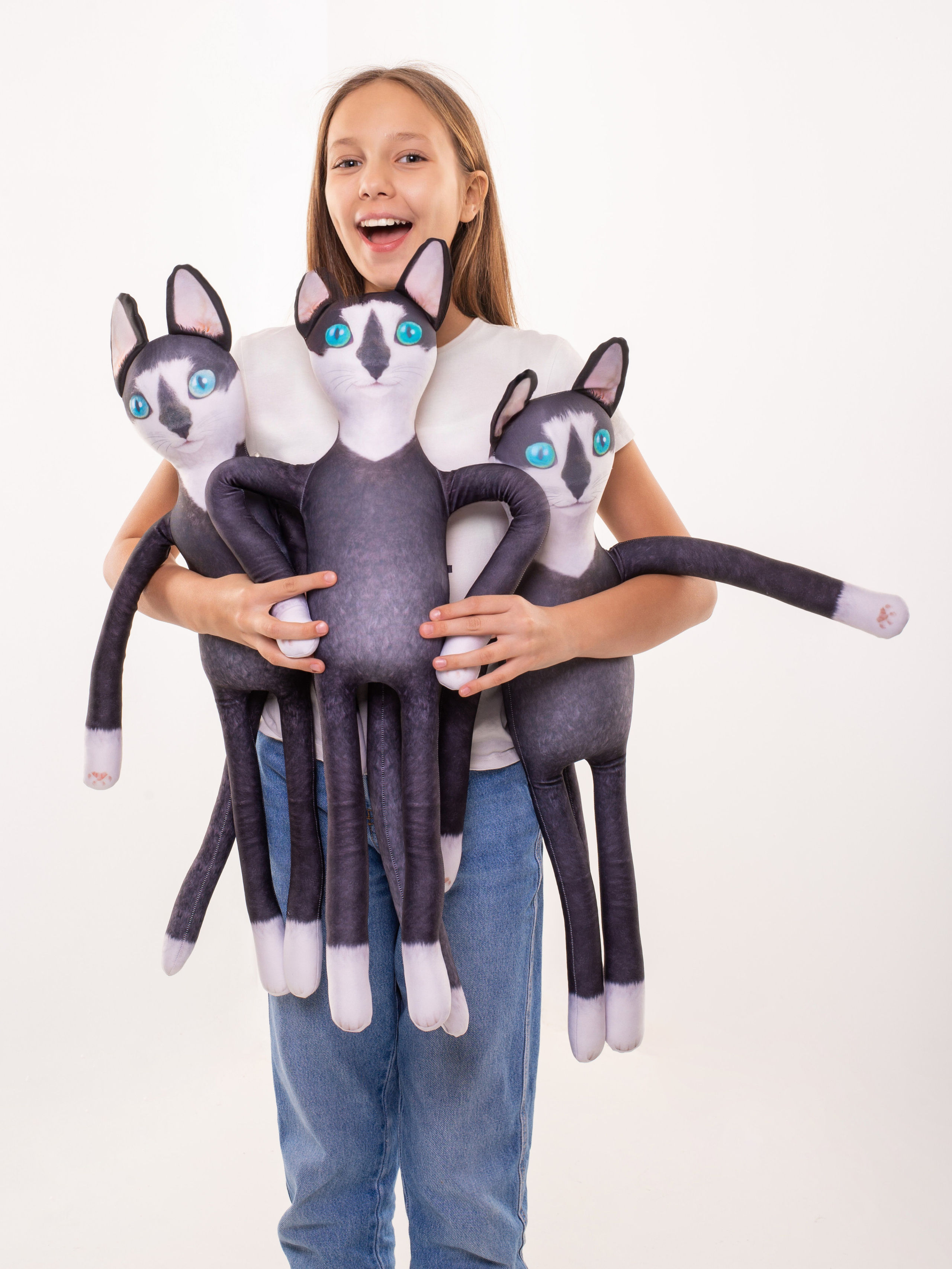 Милана. ТМ Продакшн — Съемка для маркетплейсов в Москве