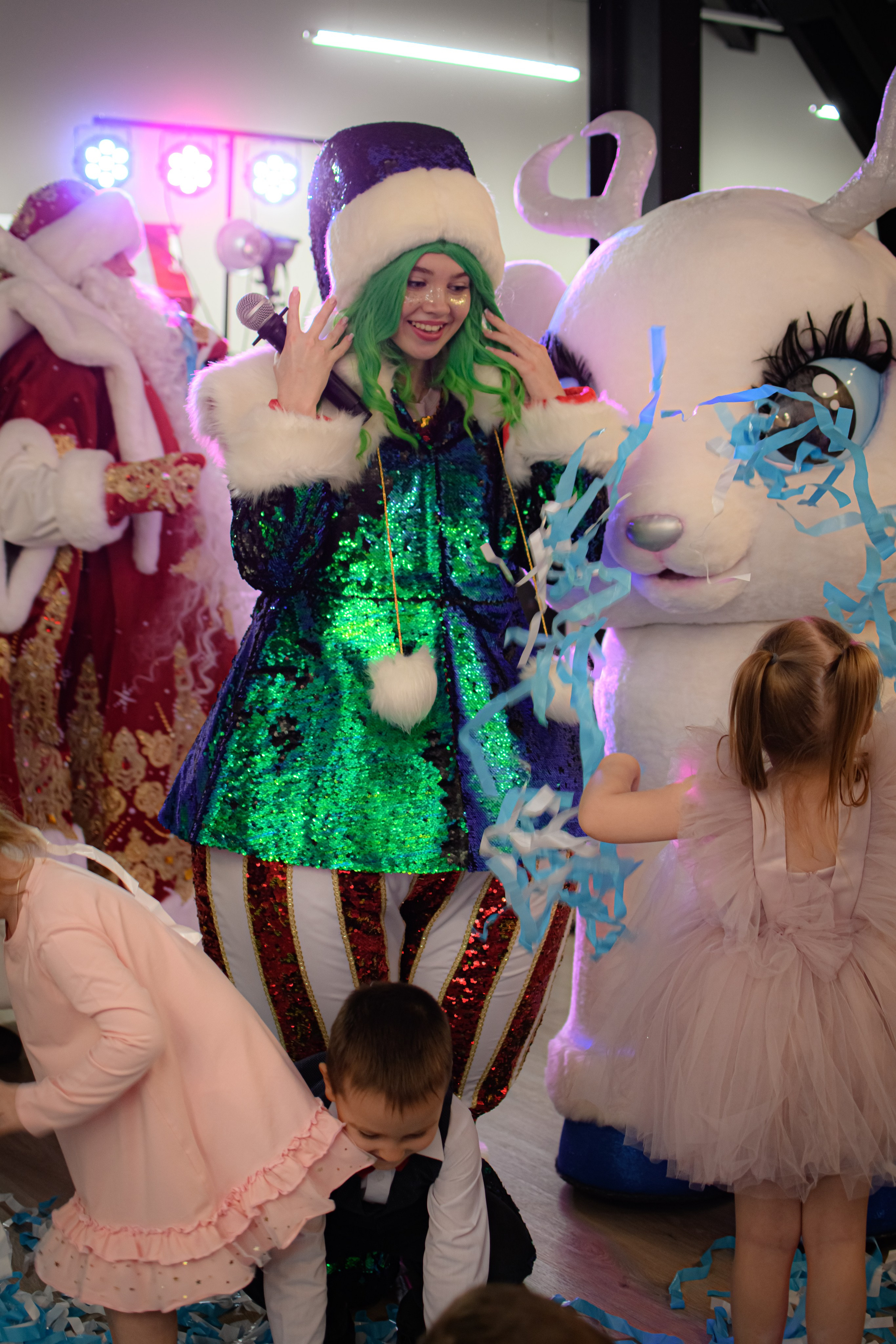 HAPPY NEW YEAR. Photokarish