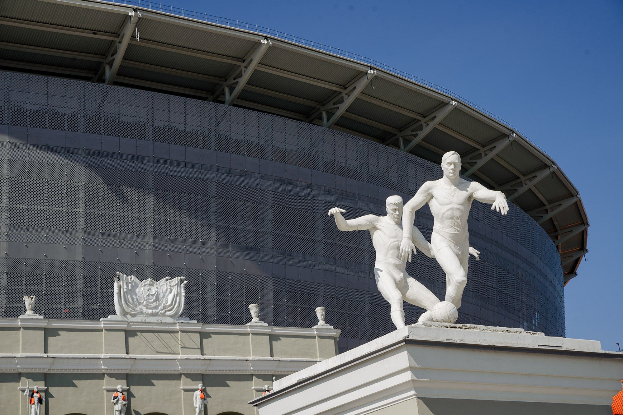 Свадьба Никиты и Ани на Екатеринбург Арене. Константин Солодянкин — свадебный и репортажный фотограф в Екатеринбурге и Верхней Пышме