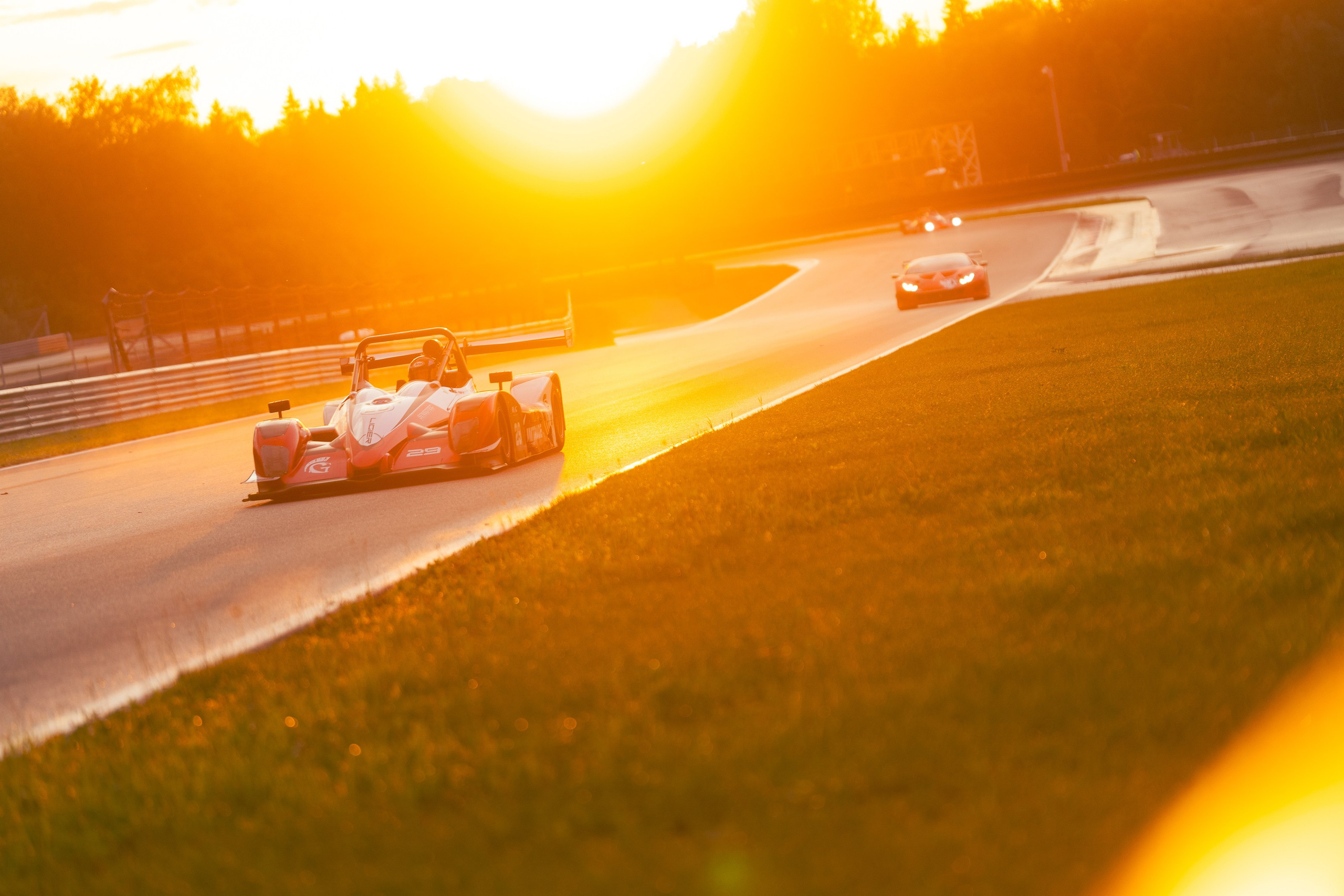 Фото четвертого этапа Российской серии гонок на выносливость. Фотограф Николай Прокофьев модельные тесты в Москве